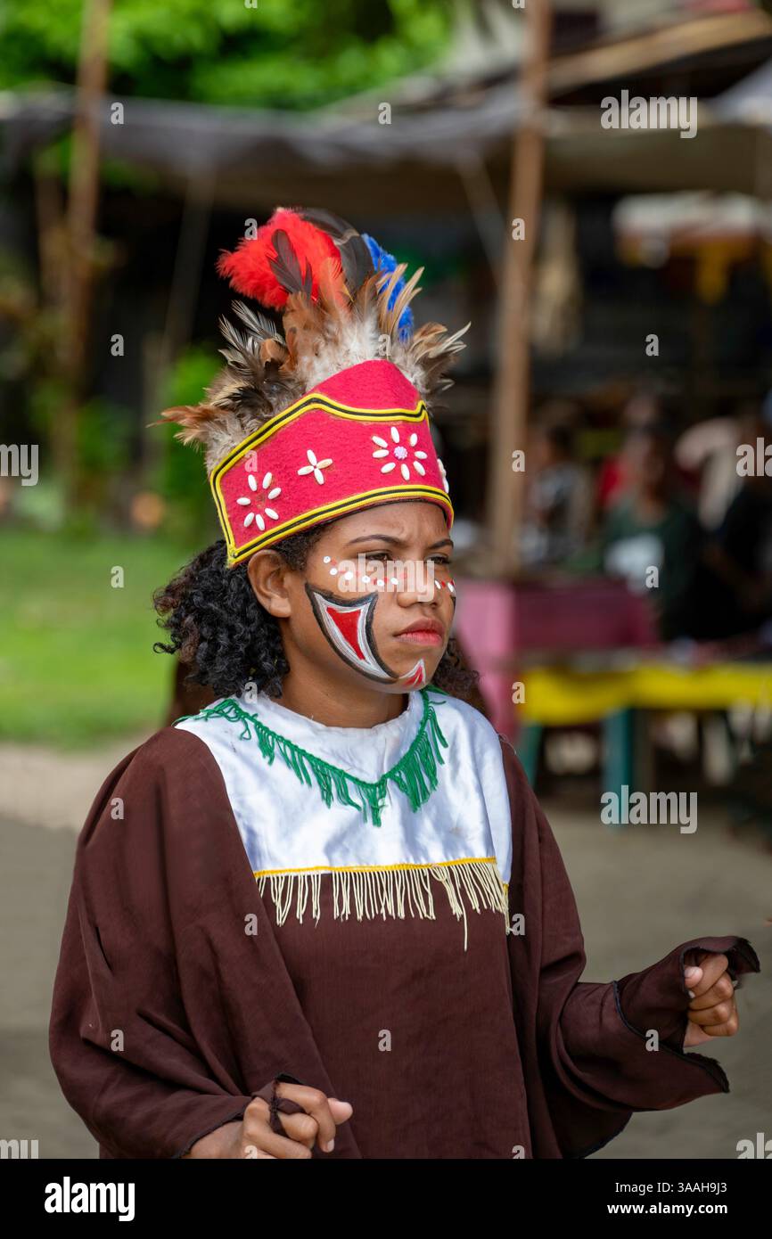 Willkommen Tänzer in Kwatisore, West Papua, Indonesien Stockfoto