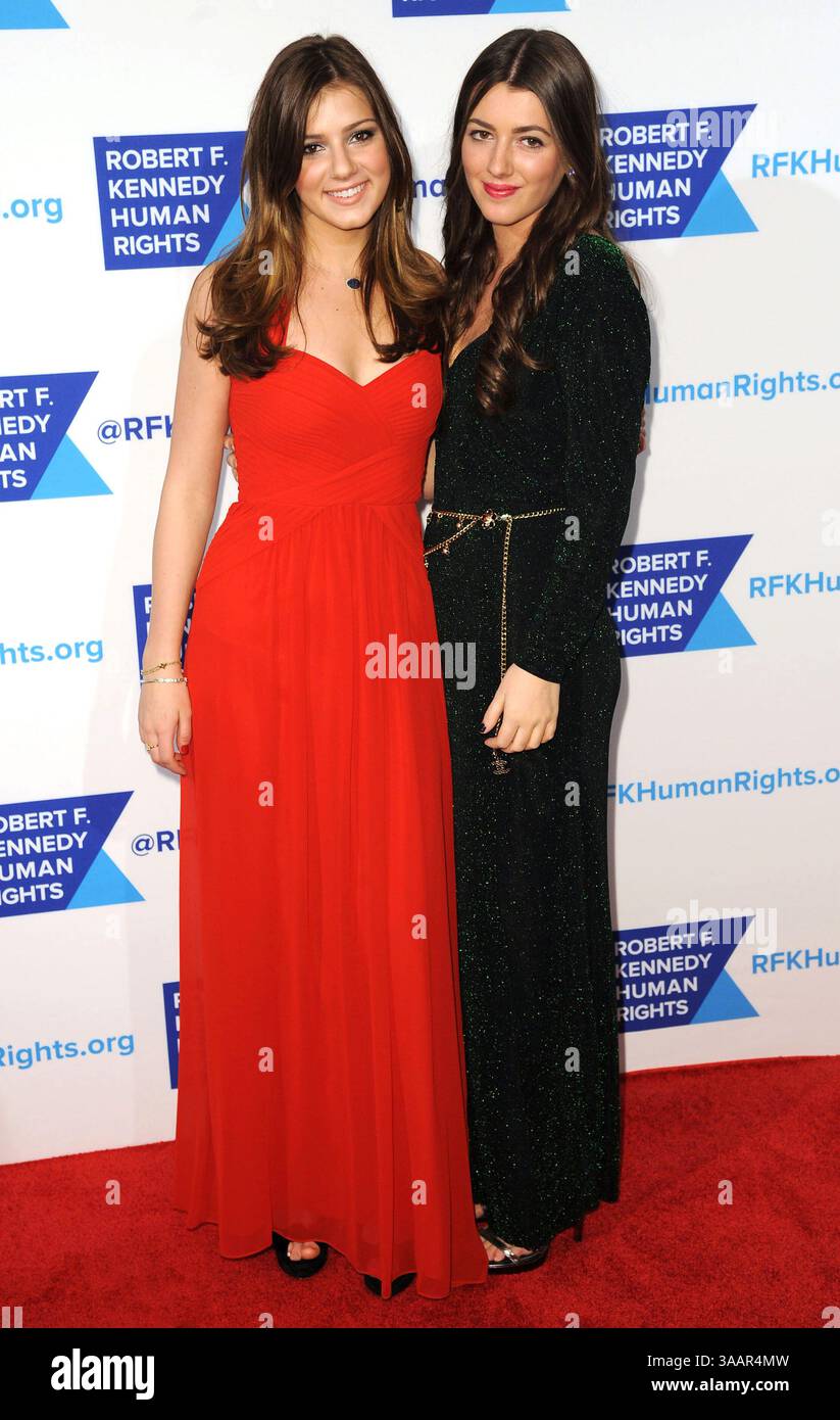 Michaela Kennedy Cuomo und Mariah Kennedy Cuomo bei der RFK Ripple of Hope Gala im Hilton Hotel Midtown in New York City - 16. Dezember 2014 Stockfoto