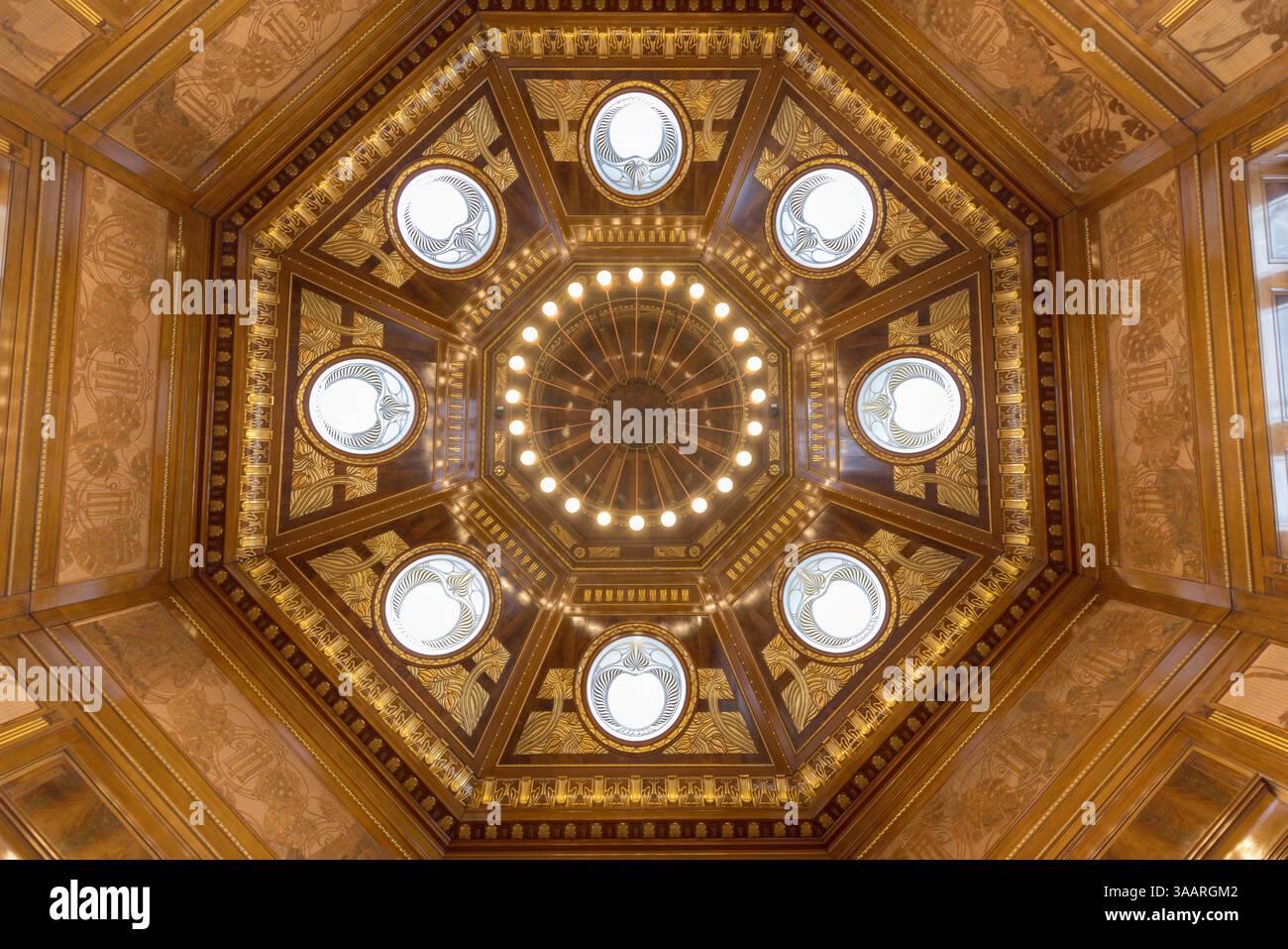Decke, Otto Wagner Hofpavillon, Jugendstilstil, 1899, Hietzing, Wien, Österreich Stockfoto