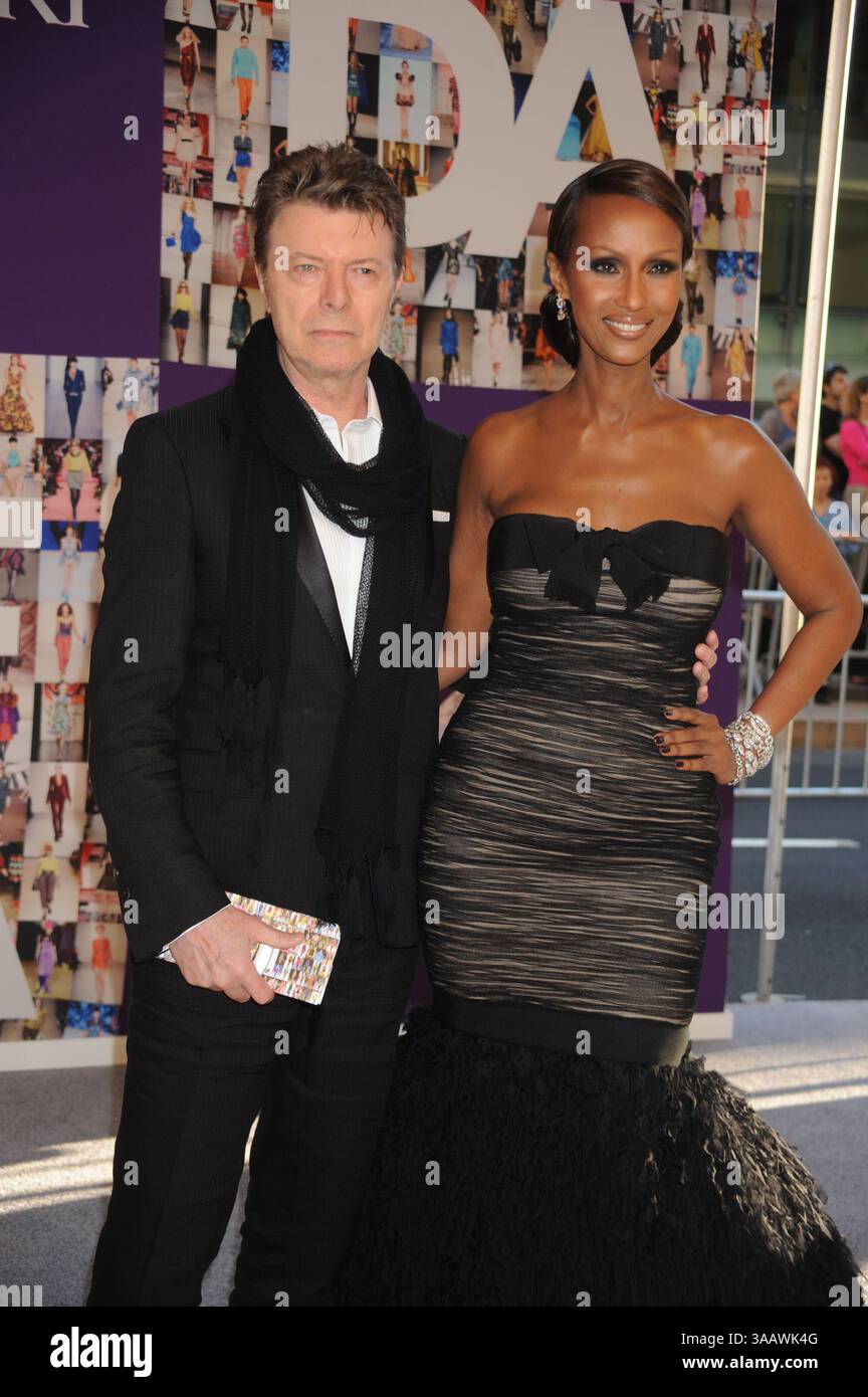 NEW YORK – 07. JUNI: David Bowie nimmt an den CFDA Fashion Awards 2010 in der Alice Tully Hall im Lincoln Center am 7. Juni 2010 in New York City Teil. (Kreditbild: © SMG via ZUMA Wire) Stockfoto