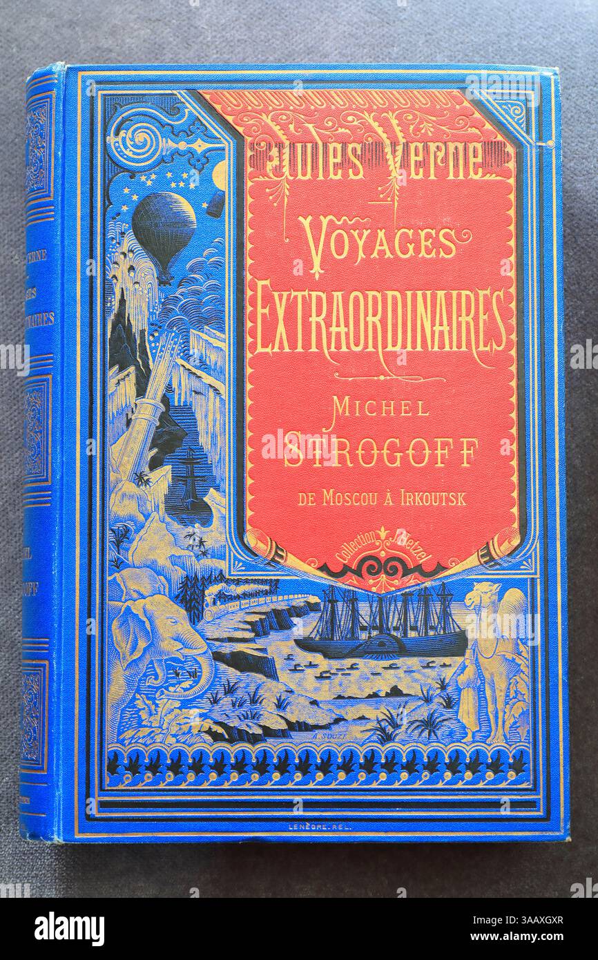 France, Somme, Amiens, Maison Jules Verne, Originalfassung von „Voyages extraordinaires / Michel Strogonoff (from Moscow to Irkutsk)“ des Verlegers J. Hetzel Stockfoto