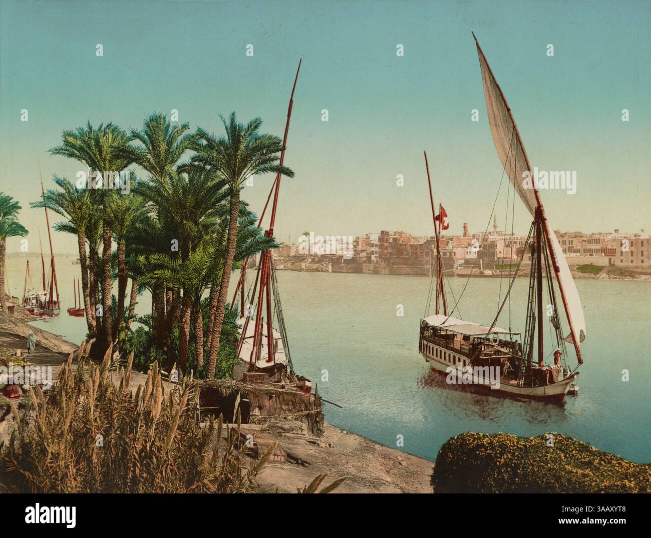 Fotochrom-Druck eines Dahabeah-Passagiers am Ufer des Nils in Kairo, Ägypten. Stockfoto