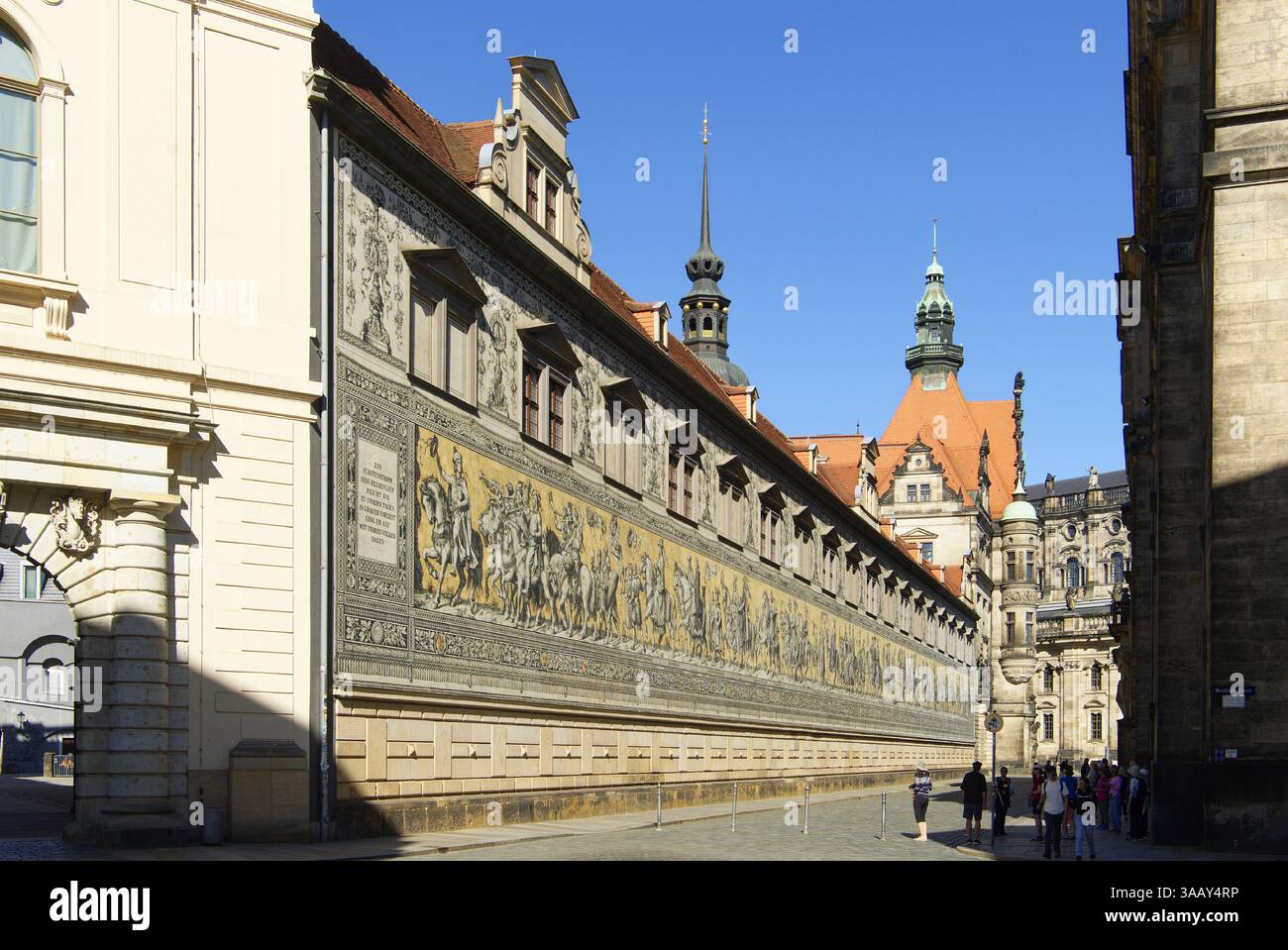 Deutschland, sächsischer Staat, Dresden, Altstadt, Renaissanceschloss, Furstenzug, großes Mosaik, 102 m langes Wandfresko mit 24000 Steinzeugfliesen aus der Meissener Porzellanfabrik Stockfoto