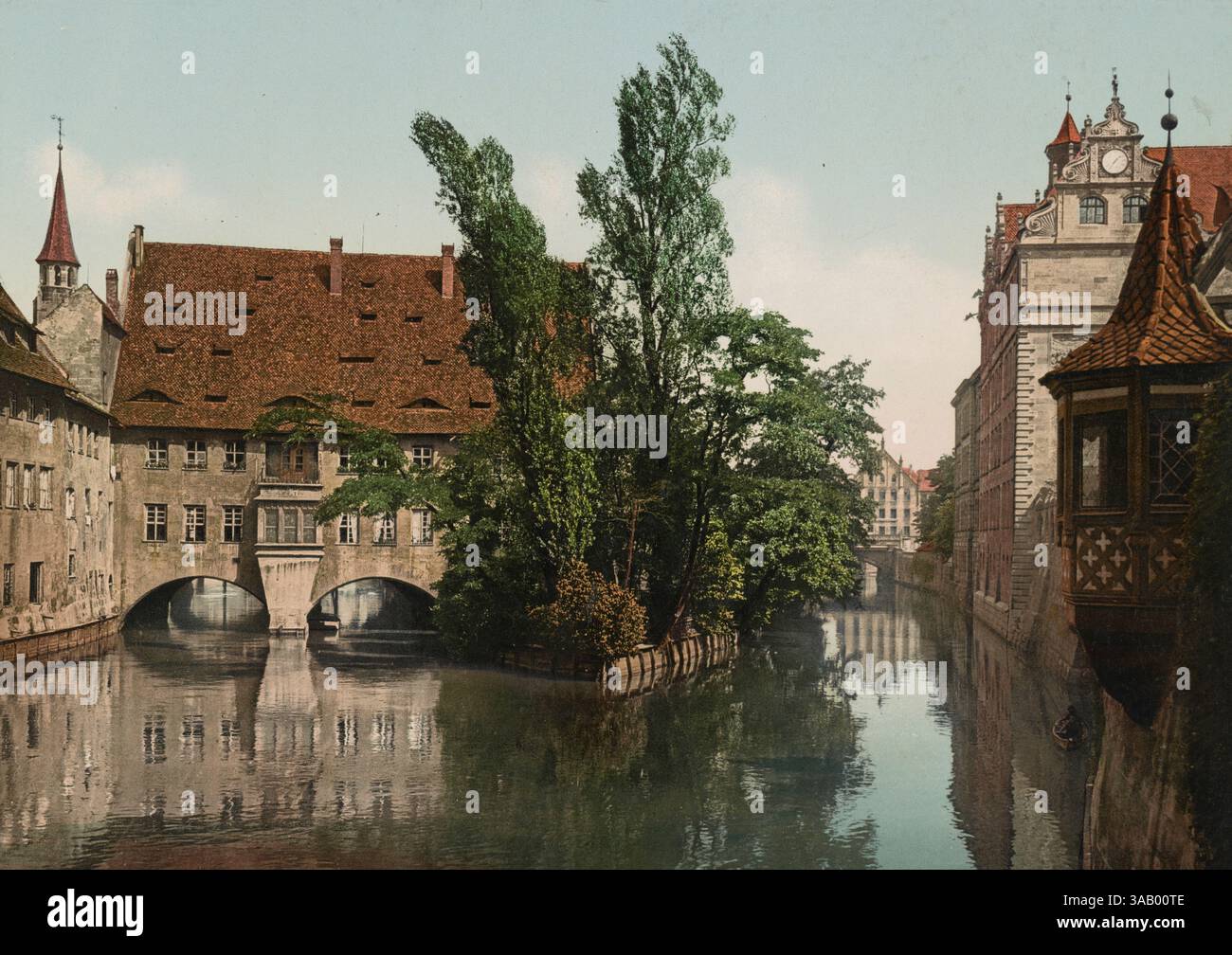 Vintage-Fotochromdruck des Heilig-Geist-Spitals in Nürnberg. Stockfoto
