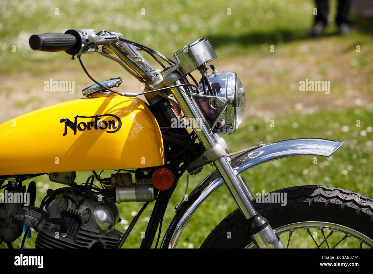 Frankreich; Indre et Loire, Tours, Legend’Motorcycles importiert englische Vintage-Motorräder aus den 60er und 70er Jahren aus den USA, Norton 750 Kommando 1972 Stockfoto