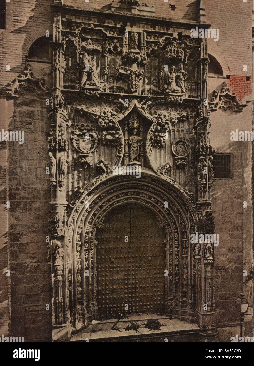 Vintage-Photochrom-Druck der Tür des Tabernakels, Malaga, Spanien. Stockfoto
