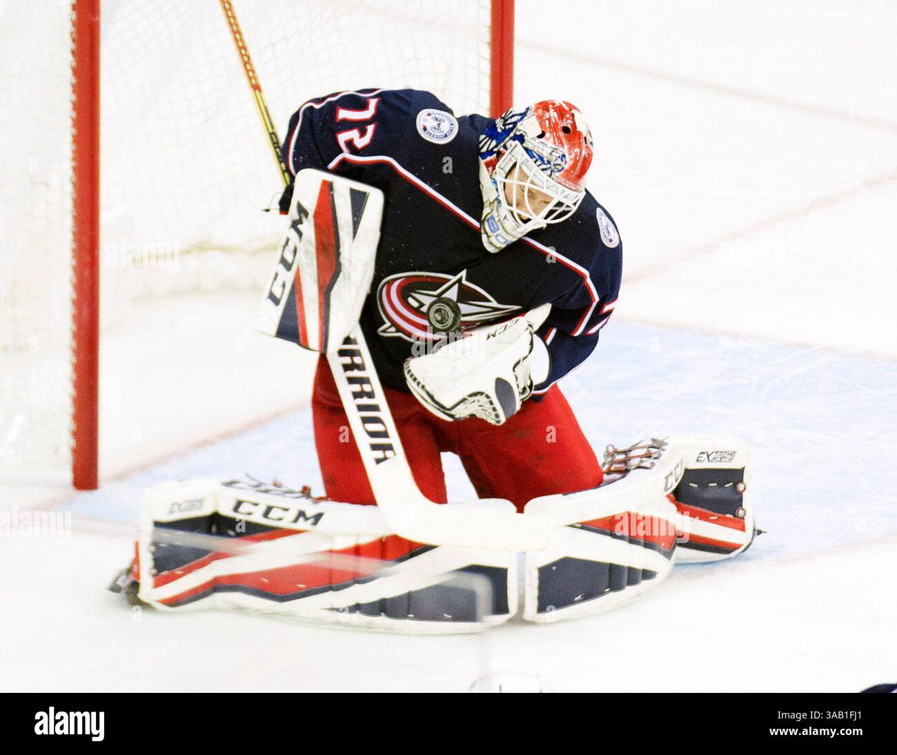 22. März 2018: Sergei Bobrovsky (72), Torhüter der Columbus Blue Jackets, sichert sich gegen die Florida Panthers in Columbus, Ohio. Brent Clark/CSM(Bild: &Copy; Brent Clark/CSM via ZUMA Wire) Stockfoto