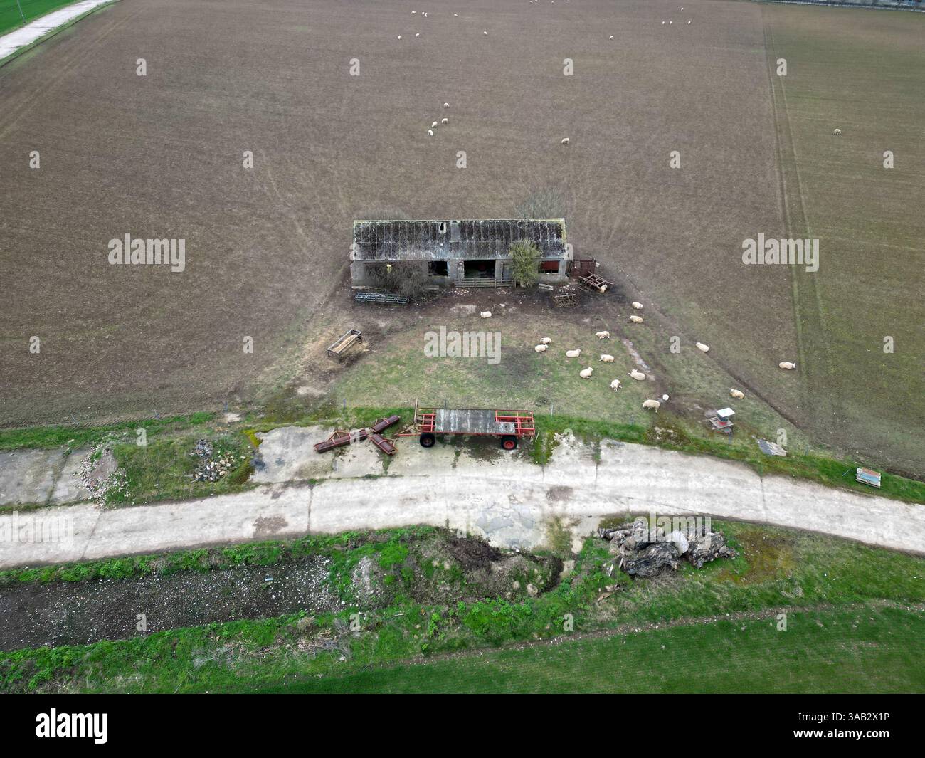 RAF Catfoss Kontrollturm East Yorkshire, 2. Weltkrieg Militärflugplatz. Forma militärische Bomberstation Stockfoto RAF Catfoss Kontrollturm East Yorkshire, 2. Weltkrieg Militärflugplatz. Forma militärische Bomberstation Stockfoto