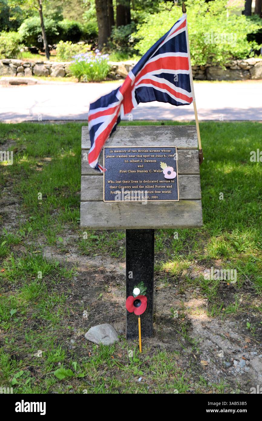Gedenkfeier für zwei britische Opfer am D-Day, 6. Juni 1944, in Wellesley, Massachusetts, USA Stockfoto
