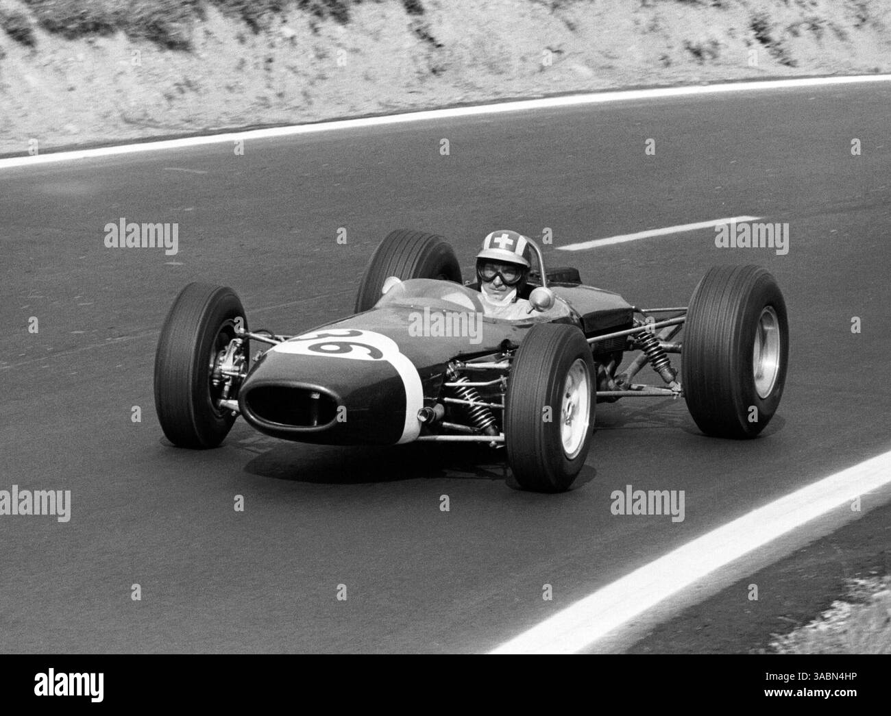 Französischer GP, Clermont Ferrand, 27. Juni 1965 ..Jo Siffert(6.) Brabham BT11 (Credit Image: ©Sutton Motorsports/ZUMA Press) Stockfoto