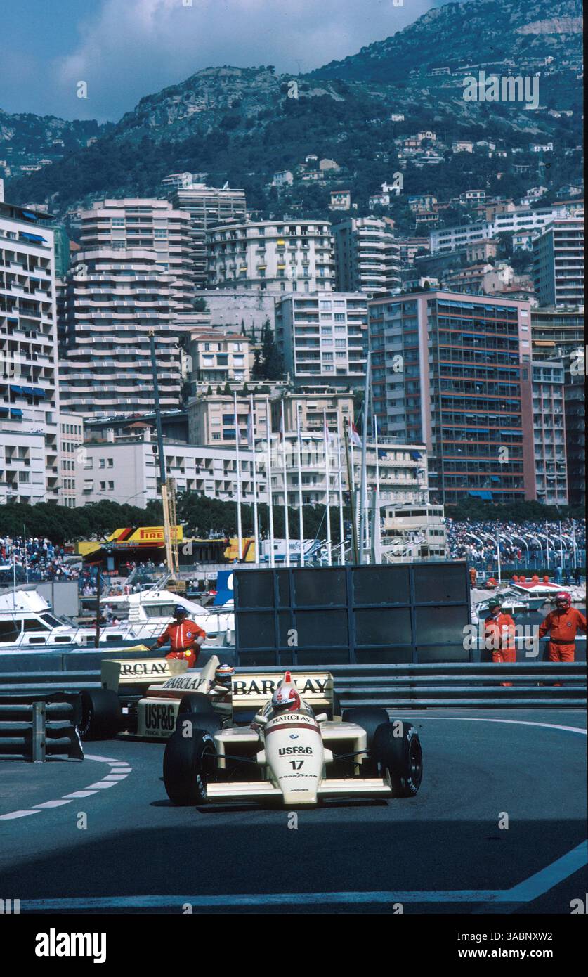 Carte postale ARROWS A8 BMW F1 MARC SURER 1986 Formule 1