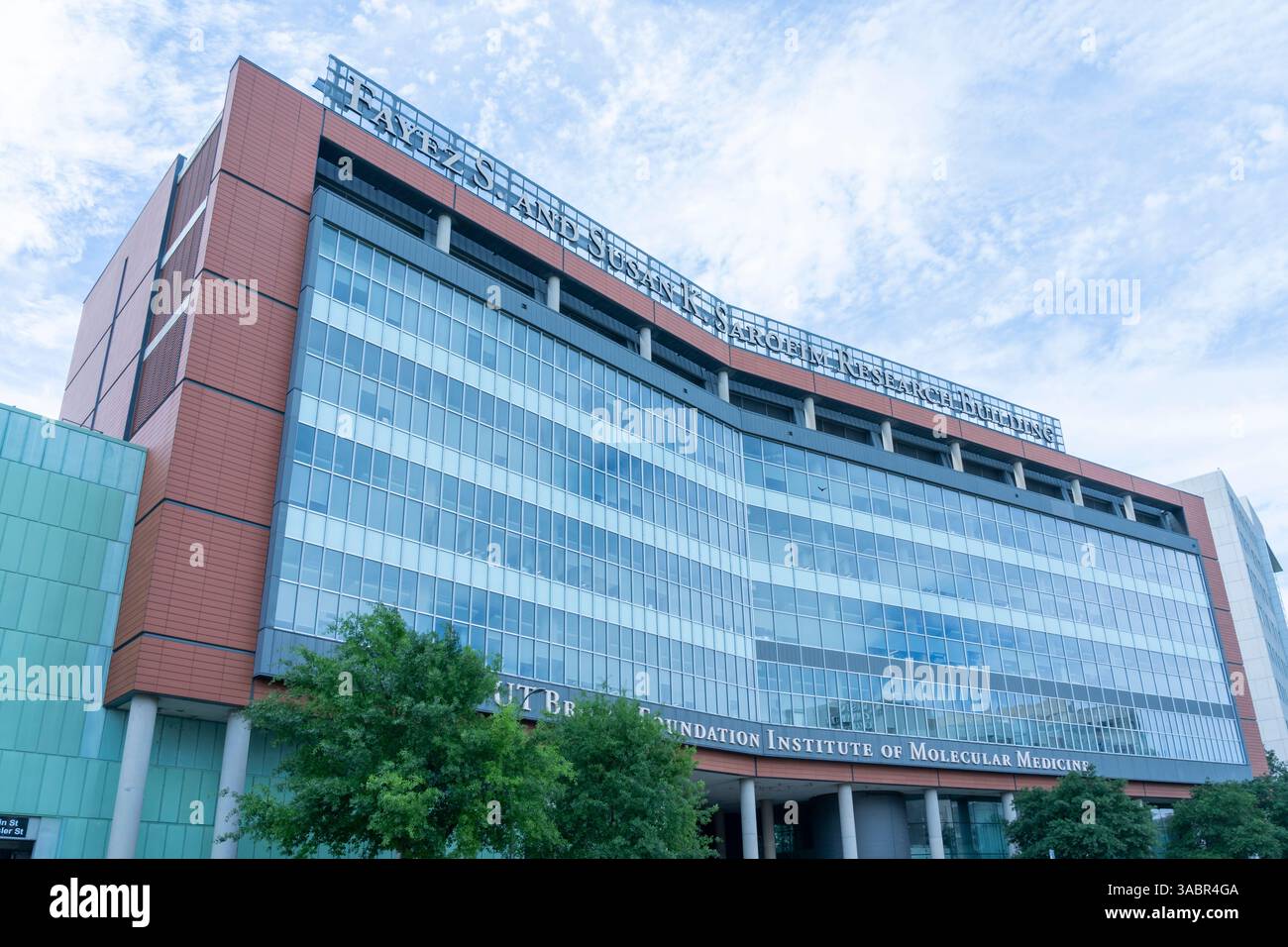 Houston, Texas, USA - 6. April 2024: Brown Foundation Institute of Molecular Medicine am Texas Medical Center in Houston, Texas, USA. Stockfoto