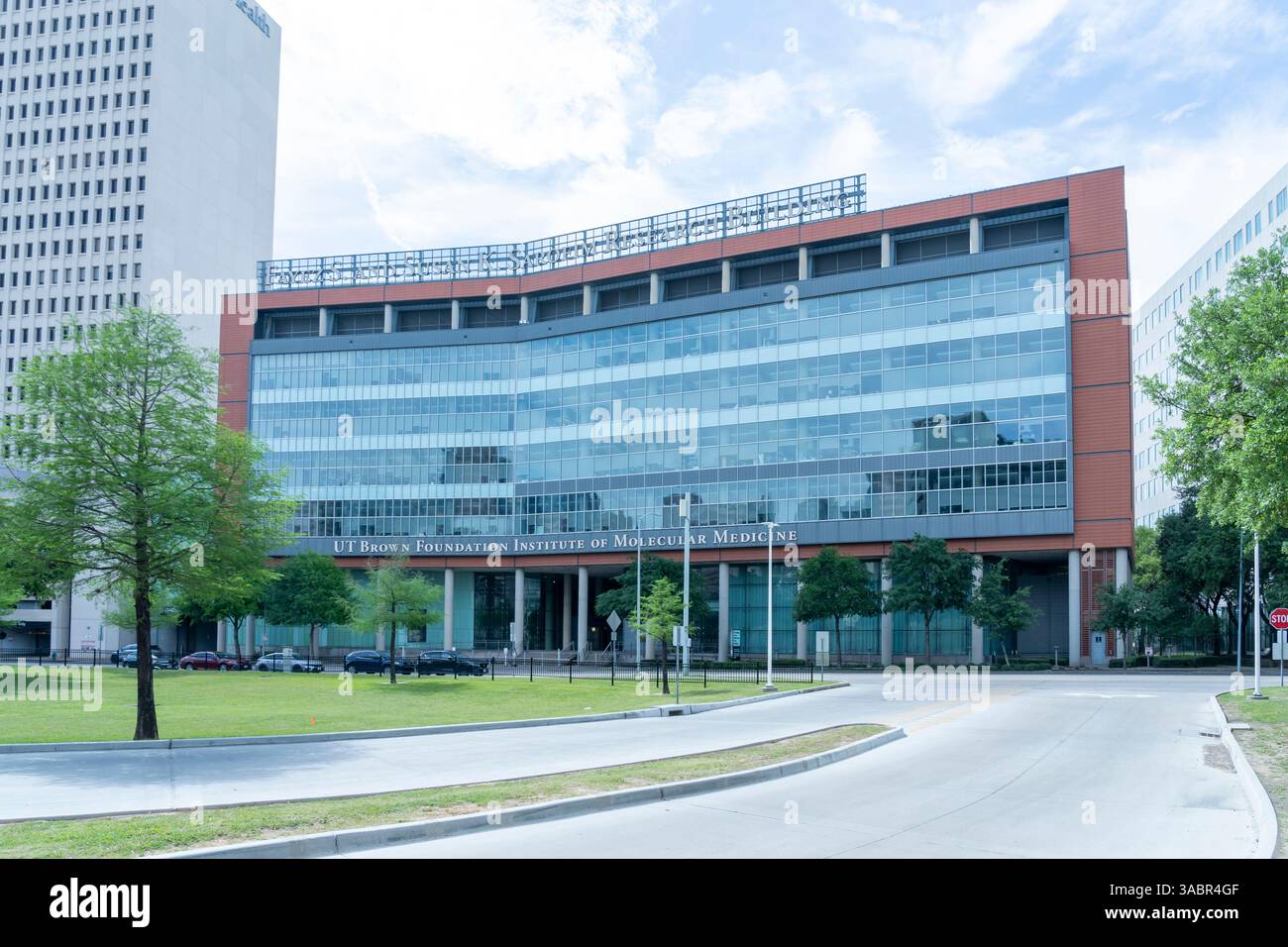 Houston, Texas, USA - 6. April 2024: Brown Foundation Institute of Molecular Medicine am Texas Medical Center in Houston, Texas, USA. Stockfoto