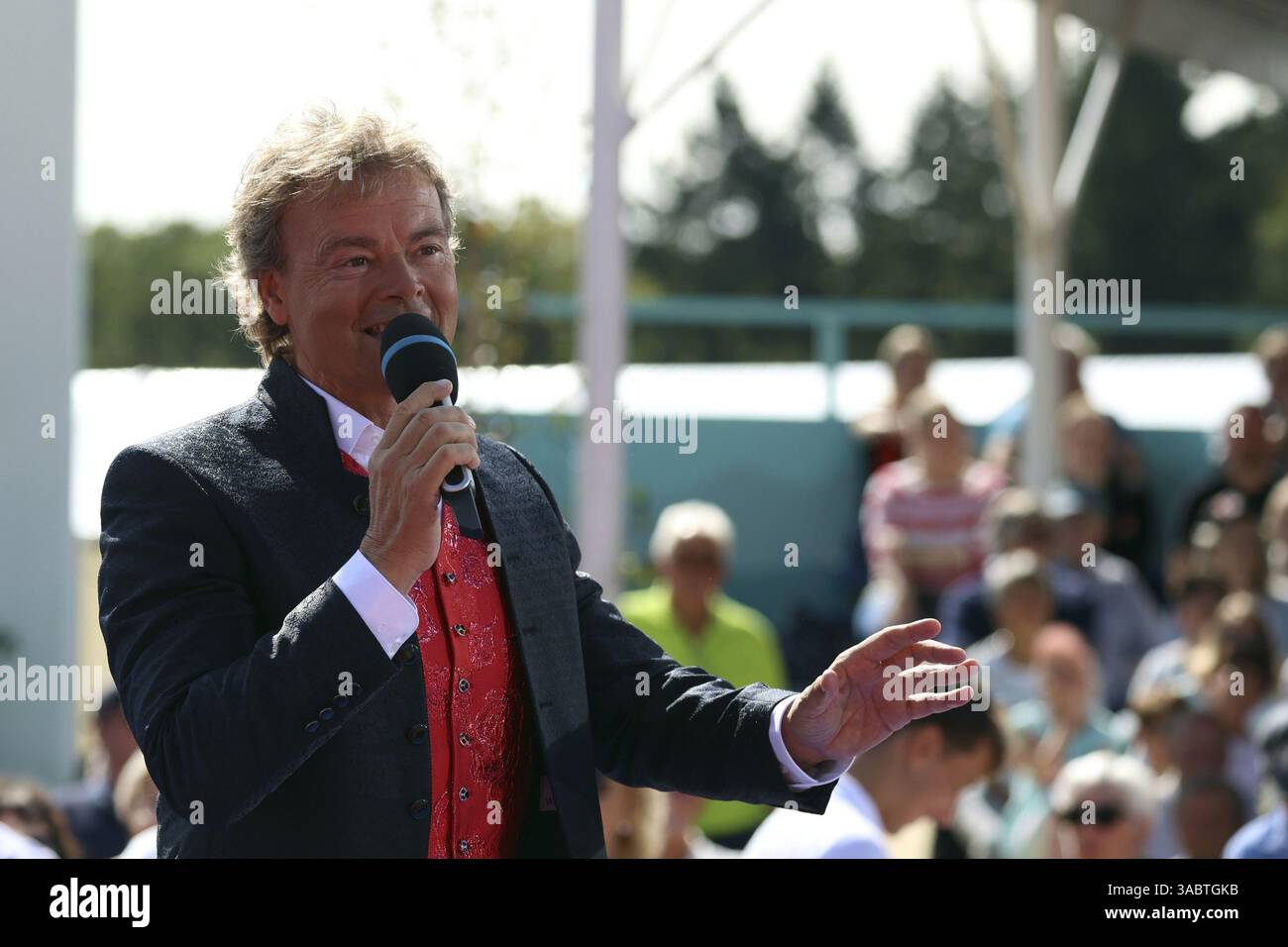 Rudy Giovannini (Sänger/Musiker) in der ARD-Sendung immer wieder Sonntags, Rust, Deutschland / Deutschland Stockfoto