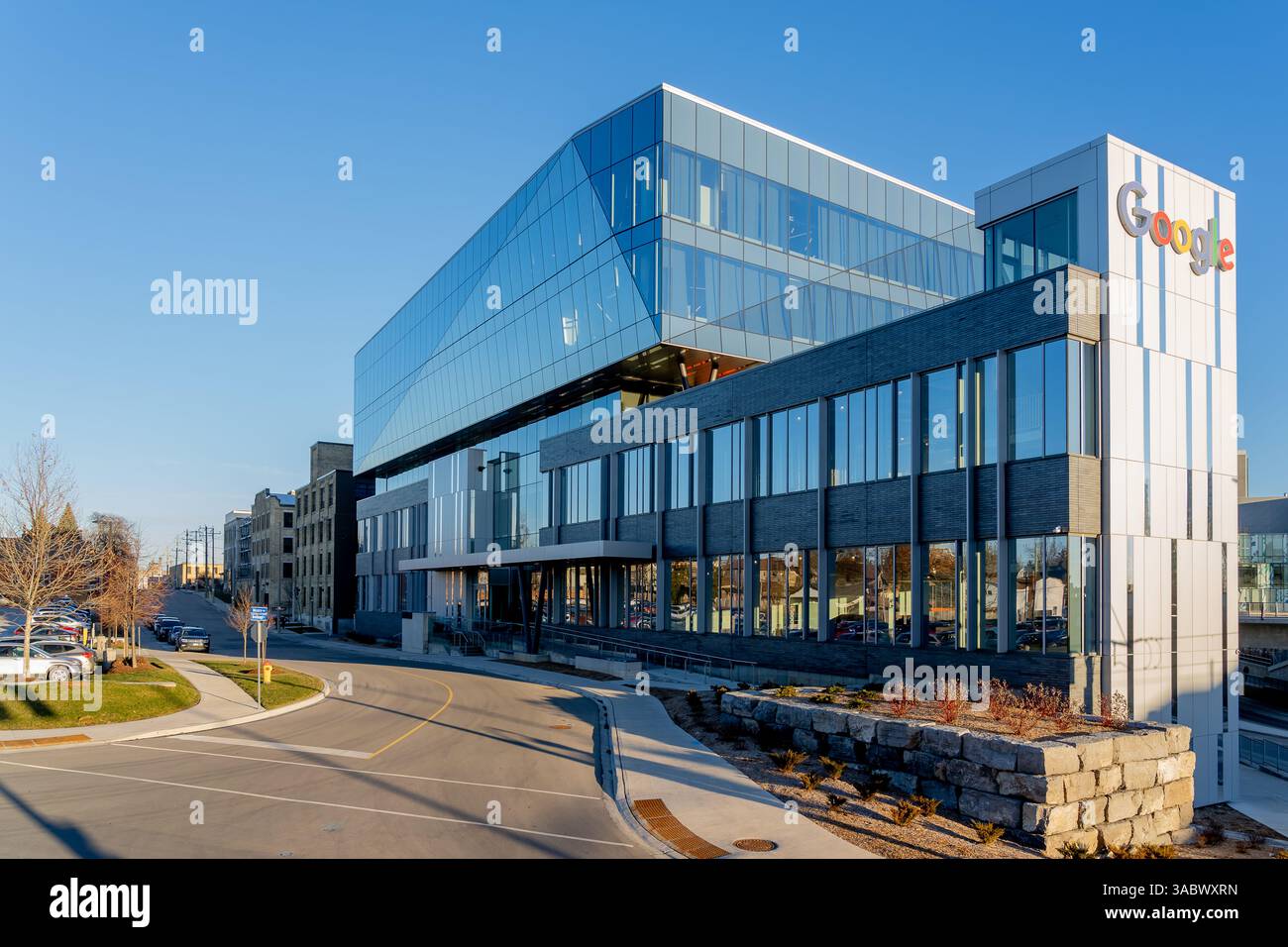 Kitchener, Ontario, Kanada – 19. Dezember 2018: Google Canada Kitchener-Waterloo Bürogebäude. Stockfoto