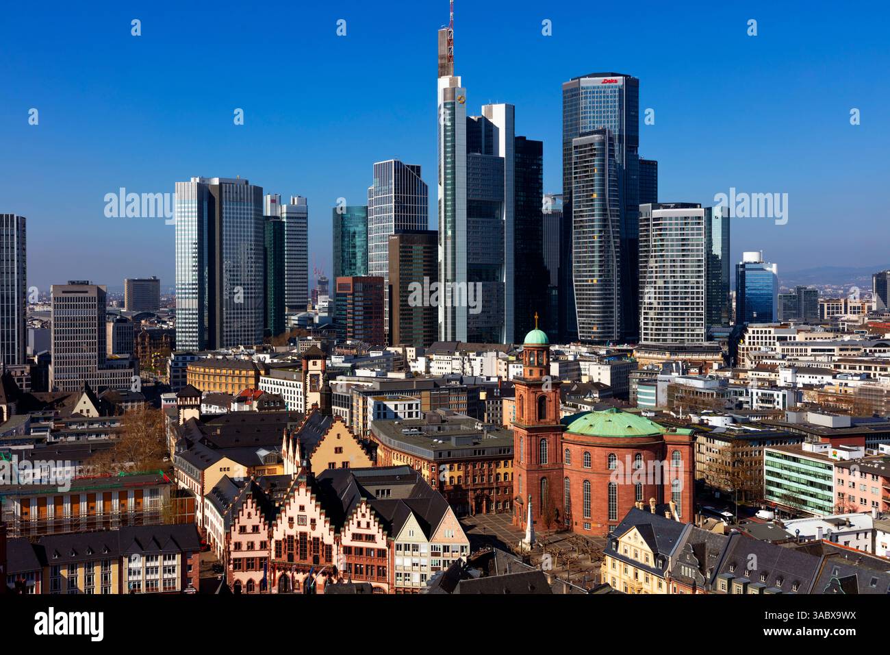 Skyline und Altstadt, Frankfurt am Main Stockfoto