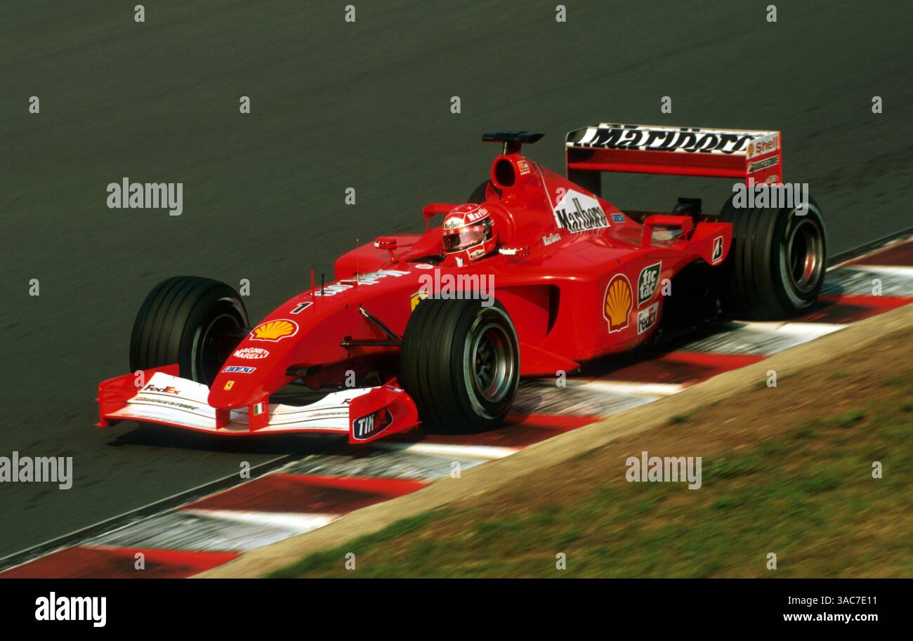 Michael Schumacher (DE) Ferrari F1 2001 gewann seinen Rekord mit dem Einundfünfzigsten Grand Prix und seine vierte Weltmeisterschaft Ã den zweiten in Folge für Ferrari...großer Preis Ungarns, Ungarn, Budapest, 19. August 2001..... BESTES IMAGE (Credit Image: ©Sutton Motorsports/ZUMA Press) Stockfoto