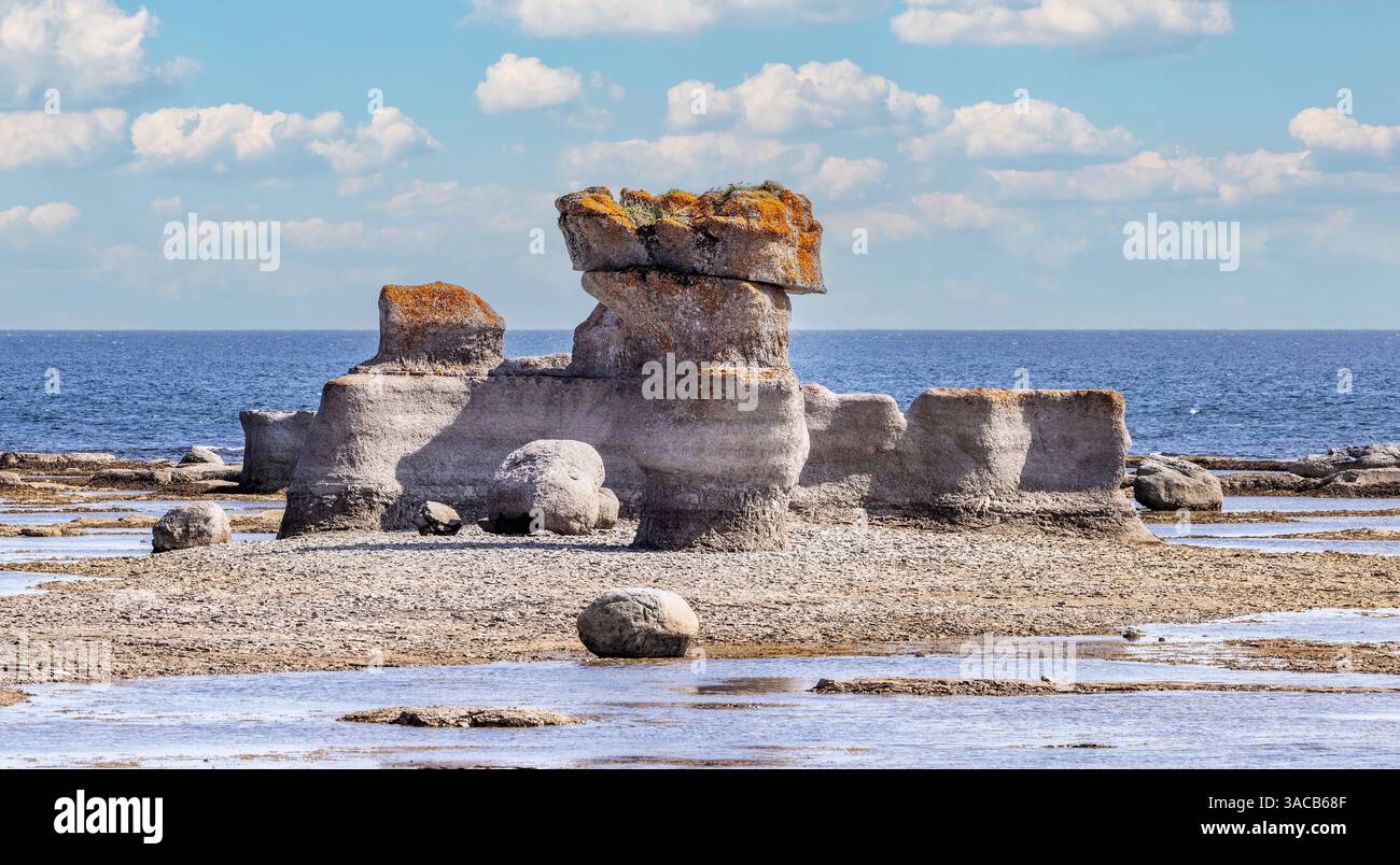 Quebec, Havre-Saint-Pierre, Kanada. Monolithen im Archipel-Nationalpark. Stockfoto
