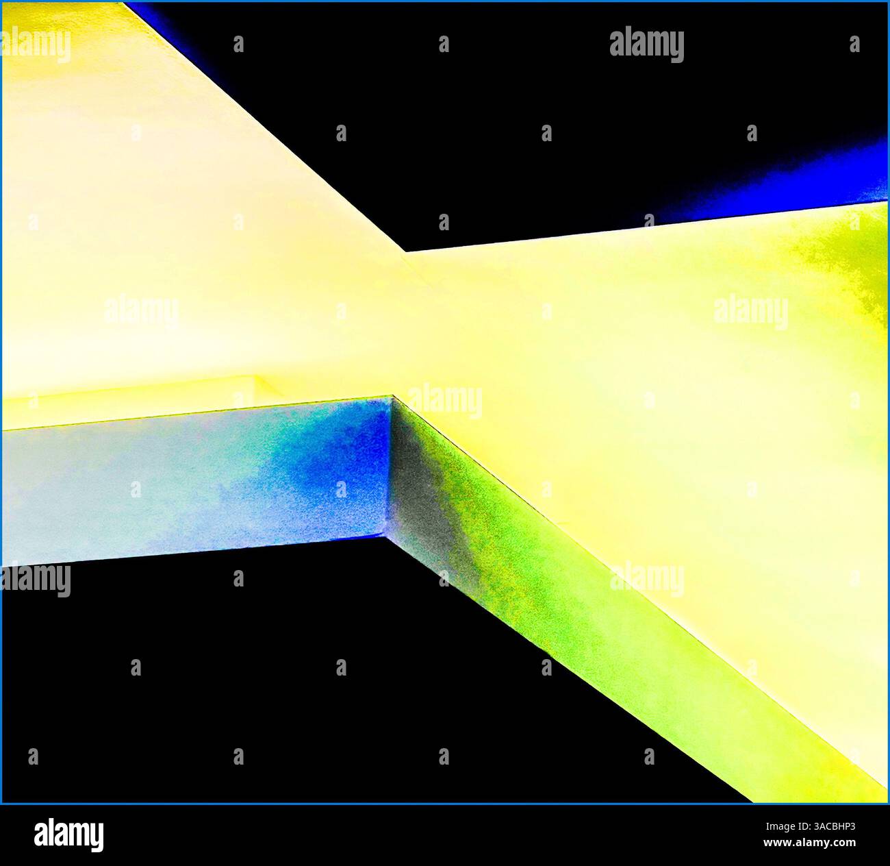 Helle geometrische Formen verschmelzen sich in auffälligen Gelb-, Blau- und Grüntönen und bilden einen fesselnden Kontrast vor dunklem Hintergrund, der einen Sinn weckt Stockfoto