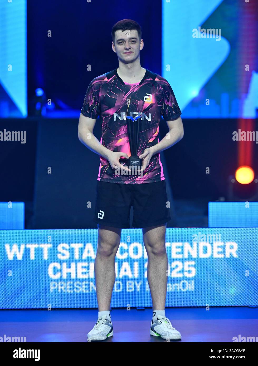 Chennai, Indien. 30. März 2025. Der 18-jährige Oh Jun-sung triumphierte in einem packenden Siebenspiel für Männer im Singles gegen den französischen Konkurrenten Thibault Poret Stockfoto