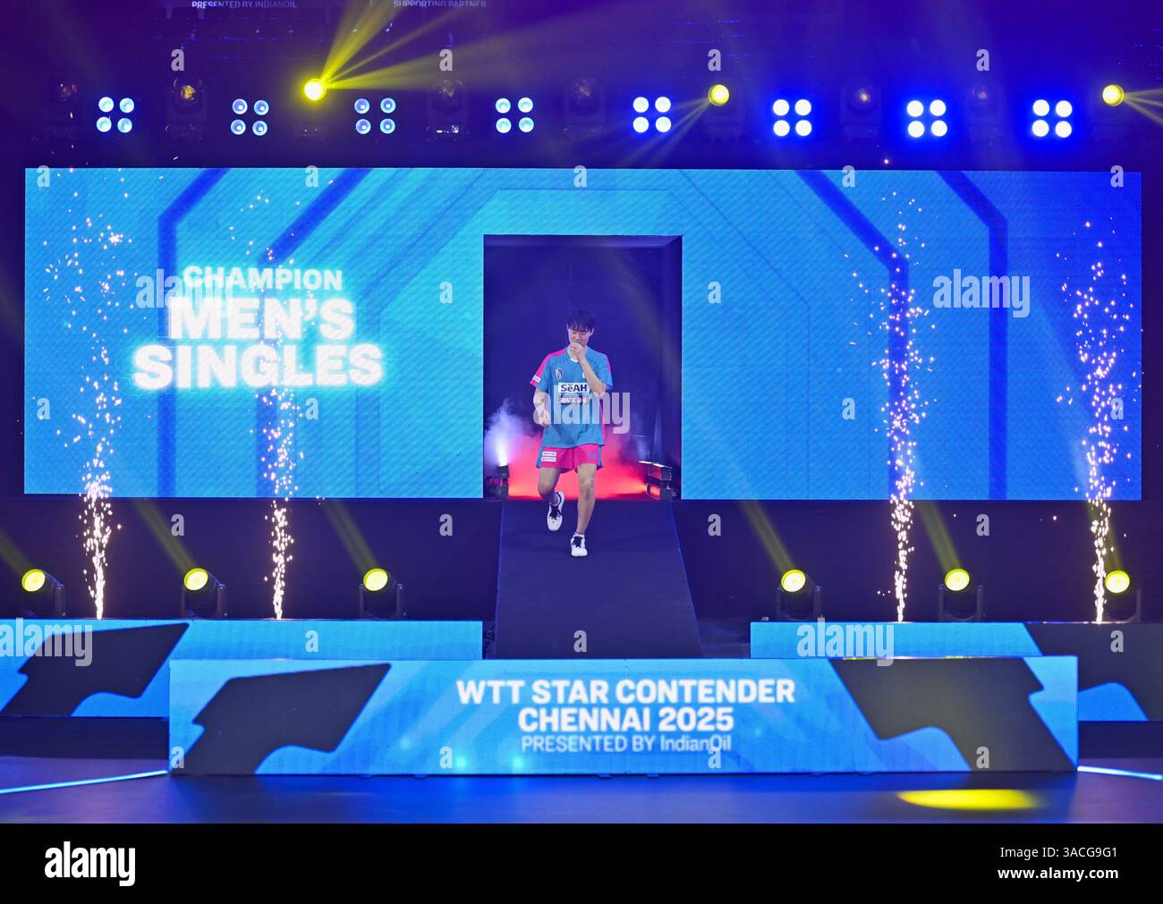 Chennai, Indien. 30. März 2025. Der 18-jährige Oh Jun-sung triumphierte in einem packenden Siebenspiel für Männer im Singles gegen den französischen Konkurrenten Thibault Poret Stockfoto