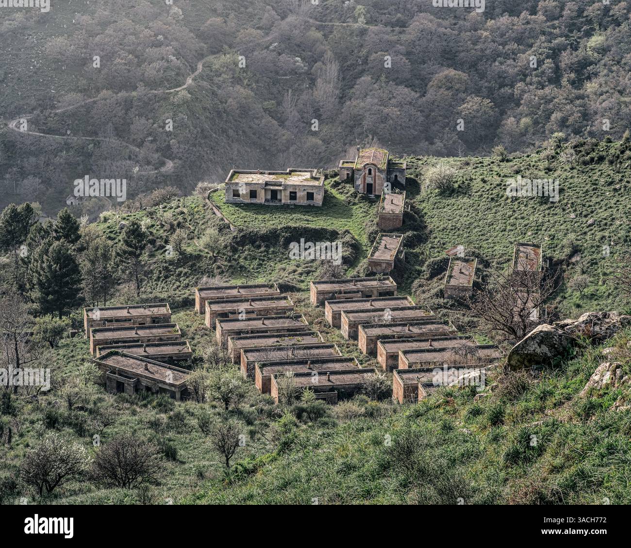 Borgo San Giovanni, eines der Schisina-Dörfer, Geisterdörfer, die 1950 von der Agentur für Agrarreform in Sizilien (Eras) erbaut wurden, ​​and heute in einem Stall Stockfoto