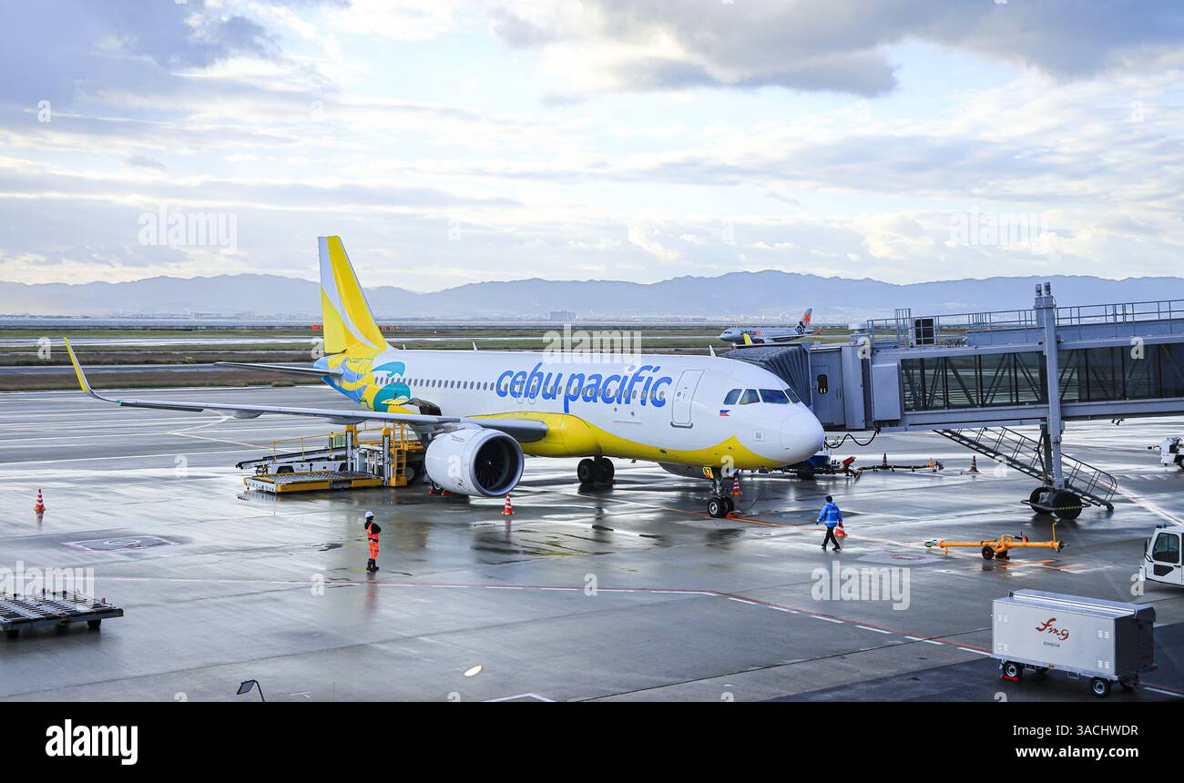 Die Flotte der Cebu Pacific Airline wurde am KANSAI International Airport in Japan betrieben. Stockfoto