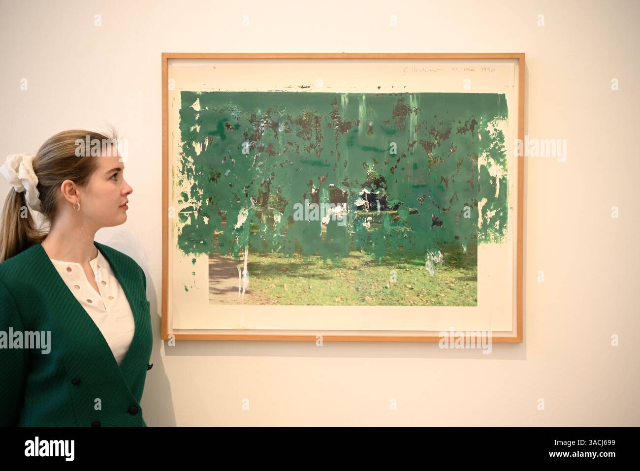 Höhepunkte in den Phillips London Galleries am Berkeley Square vor der Auktion New Now , Modern & Comtemporary Art am 10. April 2025 ... Stockfoto