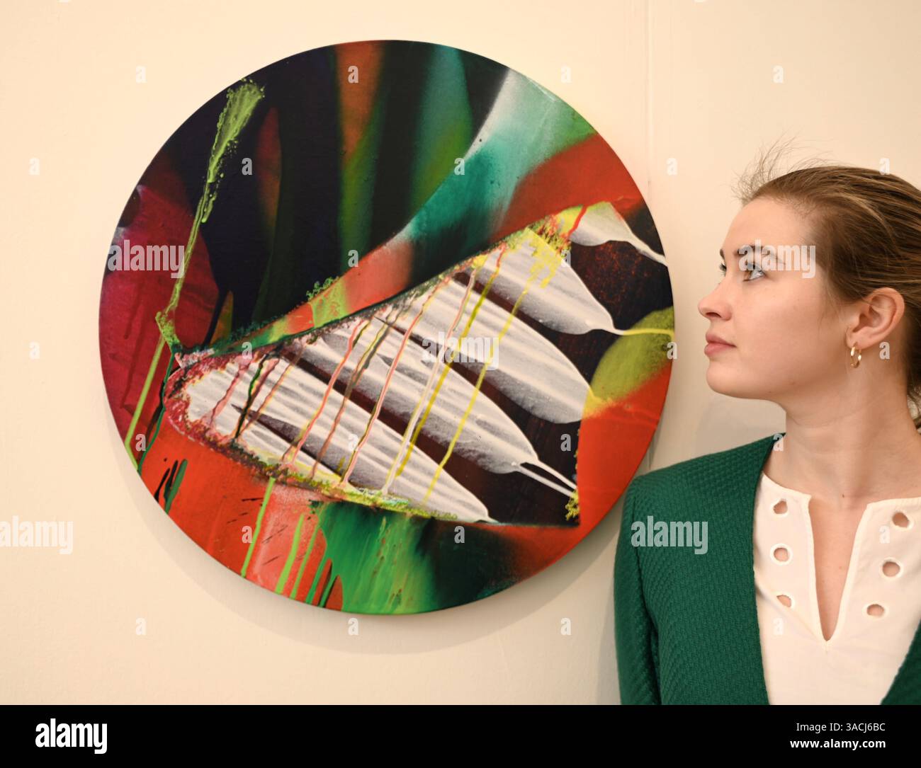 Höhepunkte in den Phillips London Galleries am Berkeley Square vor der Auktion New Now , Modern & Comtemporary Art am 10. April 2025 ... Stockfoto