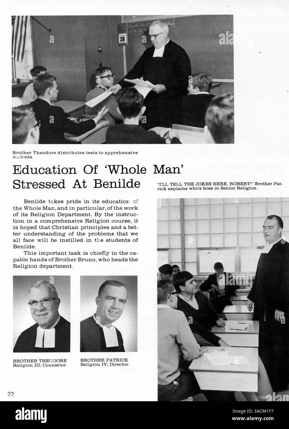 Das Jahrbuch der Benilde High School 1965-1966 erfasst wichtige Ereignisse wie akademische, sportliche und außerschulische Höhepunkte des Schuljahres. Stockfoto