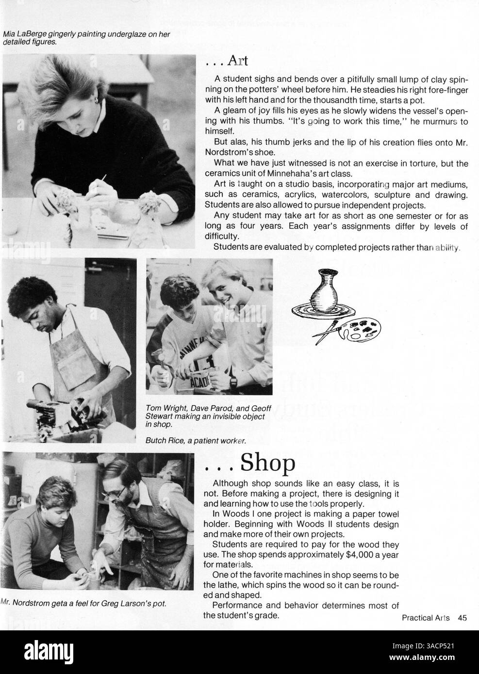 Dieses Jahrbuch bietet einen Überblick über die Schülerschaft, die Fakultät, die Leichtathletik und die außerschulischen Aktivitäten der Minnehaha Academy aus dem Schuljahr 1983-1984. Stockfoto