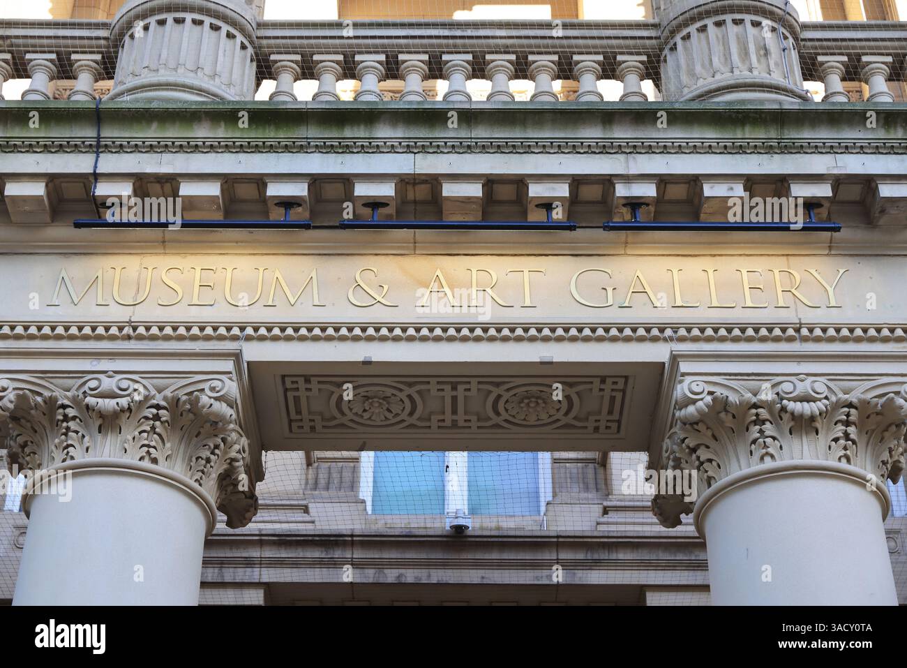 Außenansicht des Birmingham Museum & Art Gallery am Chamberlain Square, in den East Midlands, Großbritannien Stockfoto