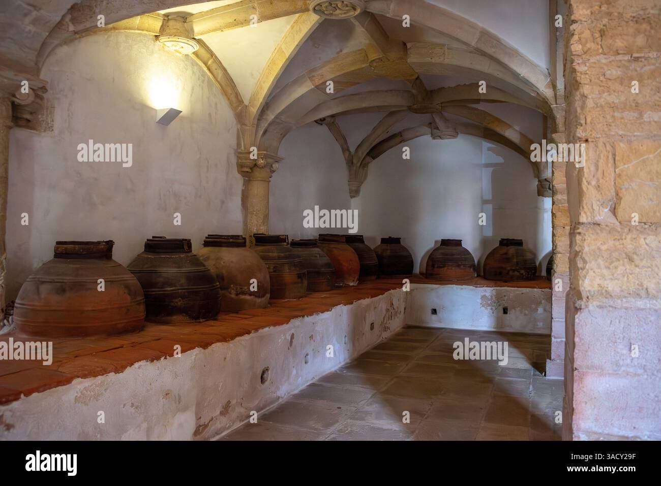Olivenl lagerung -Fotos und -Bildmaterial in hoher Auflsung  Alamy