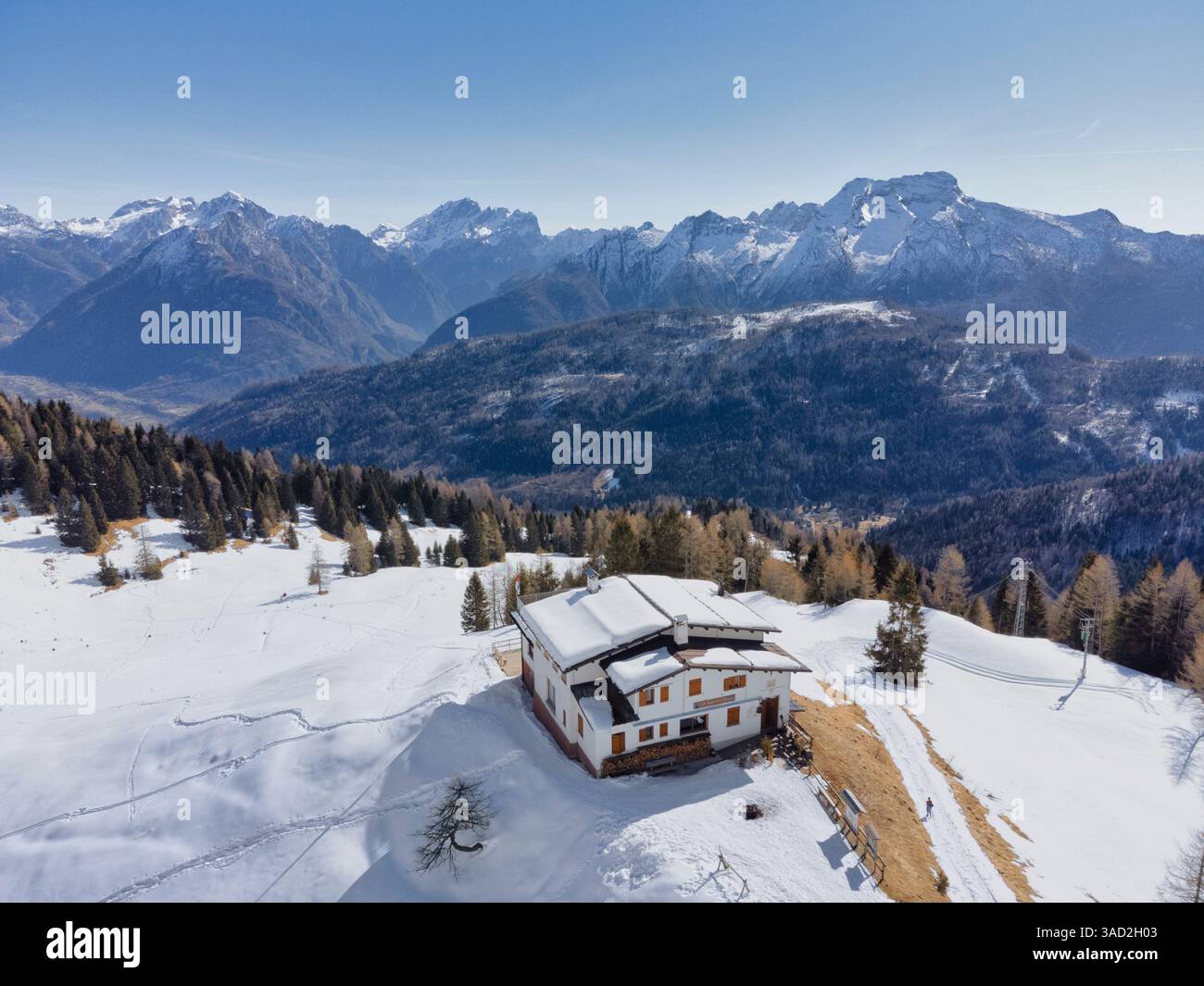 Das Rifugio Scarpa-Gurekian in Malga Losch, Pala Group n Agner, Dolomiten, Voltago Agordino, Provinz Belluno, Italien Stockfoto