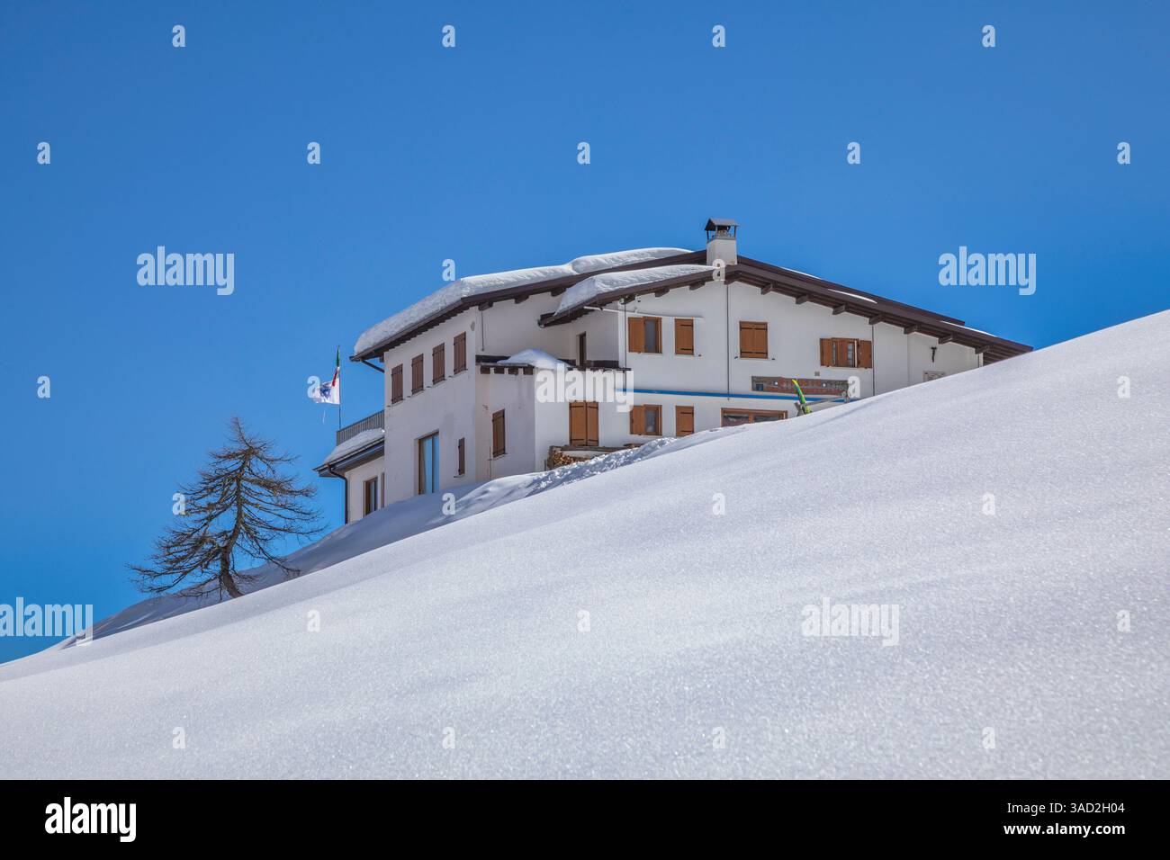 Das Rifugio Scarpa-Gurekian in Malga Losch, Pala Group, Agner, Dolomiten, Voltago Agordino, Provinz Belluno, Italien Stockfoto
