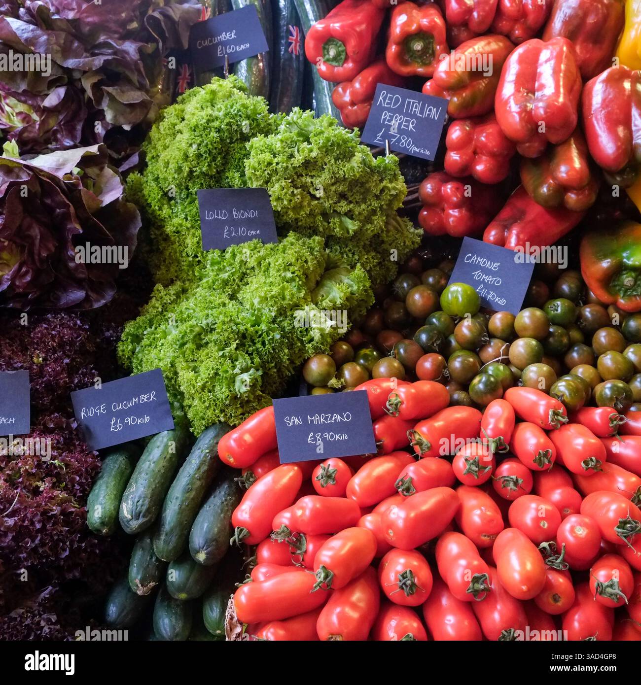 London, England, Großbritannien. Borough Hall Market, frisches Essen, Händler und Markt für Produkte. Frische Produkte vom Bauernhof. Stockfoto