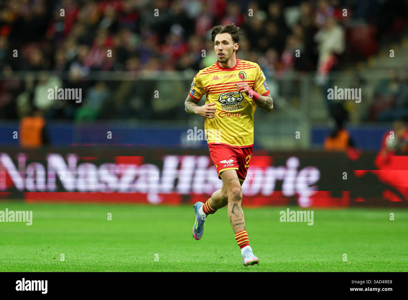Warschau, Polen. April 2025. Darko Churlinov von Jagiellonia Bilalystok wurde während des POLNISCHEN SUPERPOKALSPIELS 2024/2025 zwischen Jagiellonia Bialystok und Wisla Krakau im PGE Narodowy Stadion gesehen. Endpunktzahl: Jagiellonia Bialystok 1:0 Wisla Krakau. Quelle: SOPA Images Limited/Alamy Live News Stockfoto
