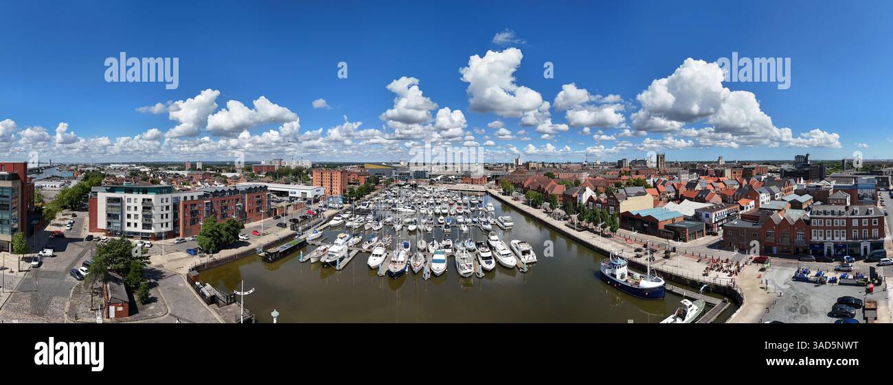 Panoramablick aus der Luft auf Humber Dock und Eisenbahndock Marina, Hull Marina Kingston upon Hull Stockfoto