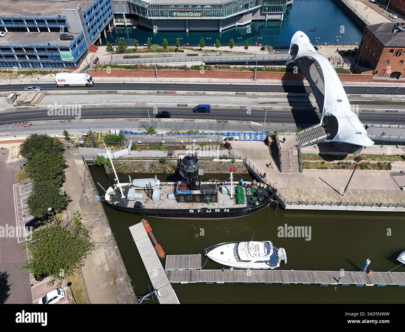 Luftaufnahme des Leuchtschiffs Spurn. Humber Dock, Hull Marina Kingston upon Hull Stockfoto
