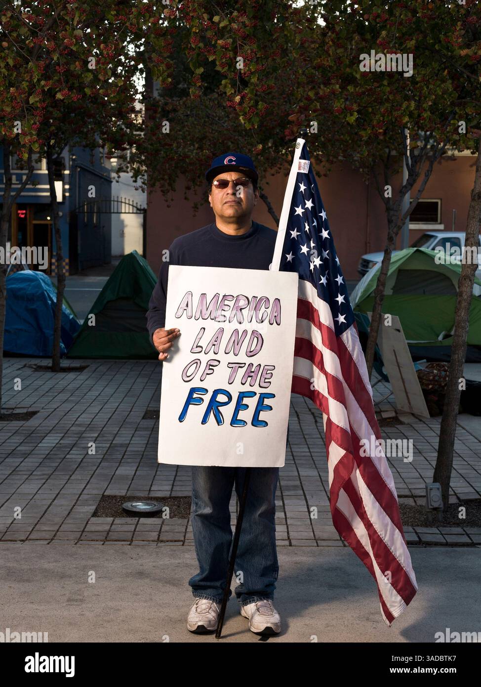 9. November 2011 - San Jose, Kalifornien, USA - ARNOLD at Occupy San Jose. (Kreditbild: © David I. Gross/zReportage.com/ZUMA) Stockfoto
