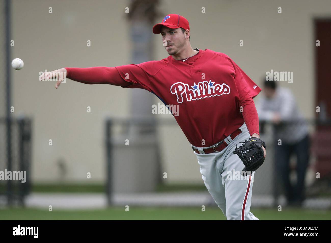24. Februar 2010 - Philadelphia, PA, USA - Pitcher Phillippe Aumont wird während der Übungen in Clearwater, Florida, am 24. Februar 2010 gesehen. Phillies-Beamte waren am meisten besorgt, dass Aumont, ein riesiger Kanadier mit einer Länge von 1,5m, passiv geworden war und auf dem Hügel überwältigt war. (Bild: © David Swanson/Philadelphia Inquirer/MCT/ZUMAPRESS.com) Stockfoto