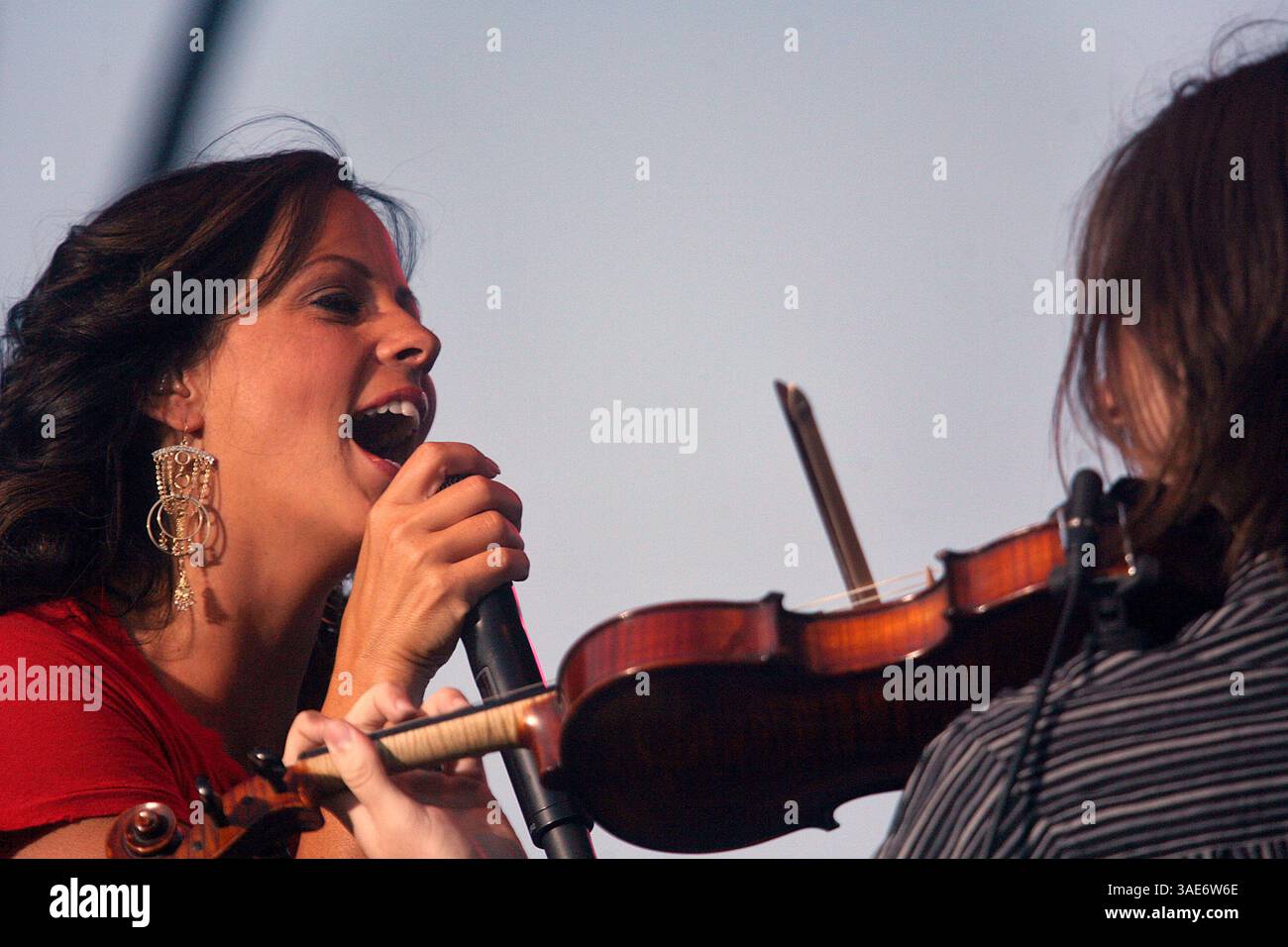Juni 2008 - Walker, Minnesota, USA - SARA EVANS auf der Bühne beim 2. Jährlichen Moondance Jammin' Country fest nahe Walker (Bild: Bruce Crummy/ZUMAPRESS.com) Stockfoto