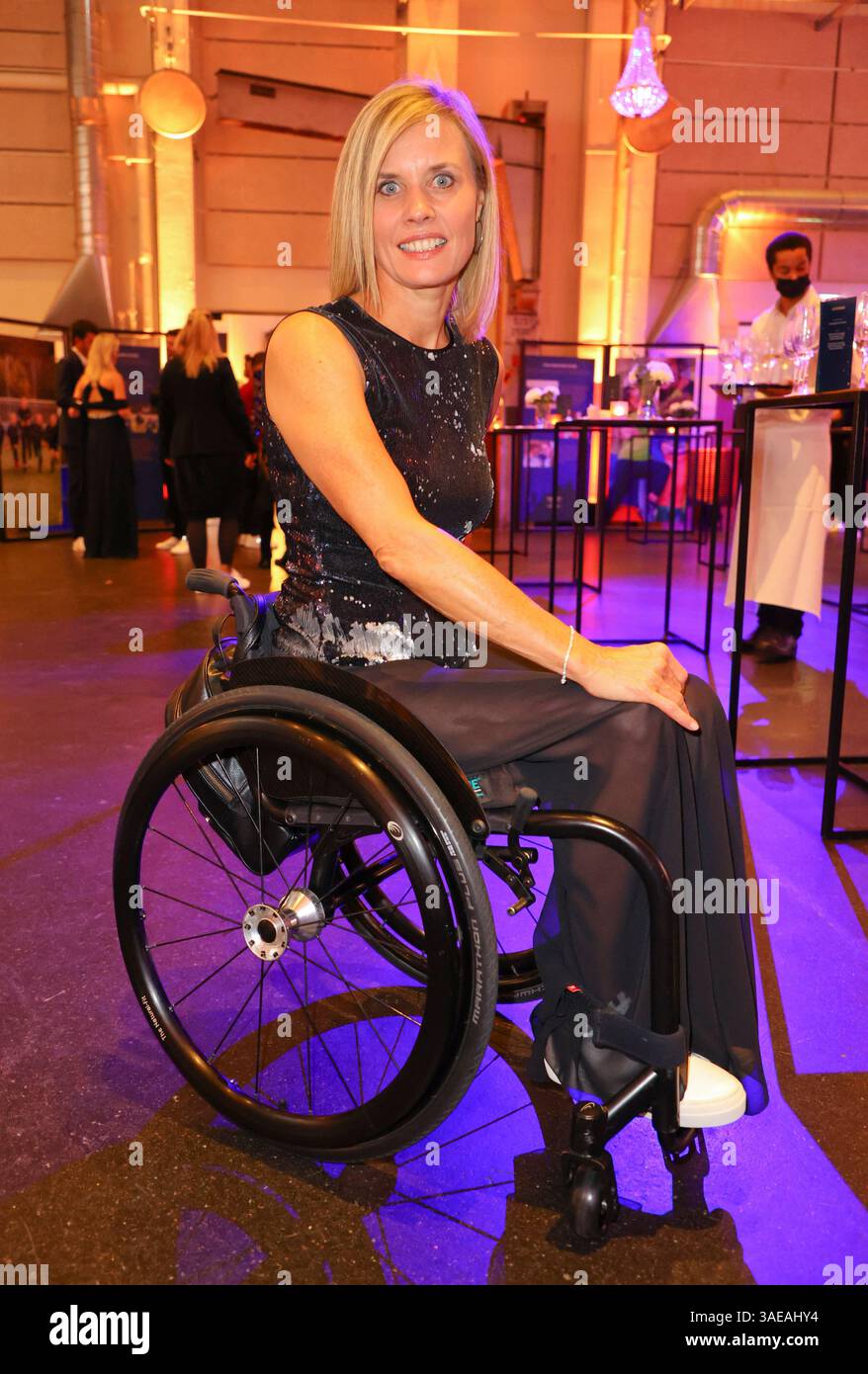 Zürich, Schweiz - 13. November 2021: Laureus Charity Night mit Laureus Botschafterin Edith Wolf-Hunkeler. LWSA, Mandoga Media Deutschland Stockfoto
