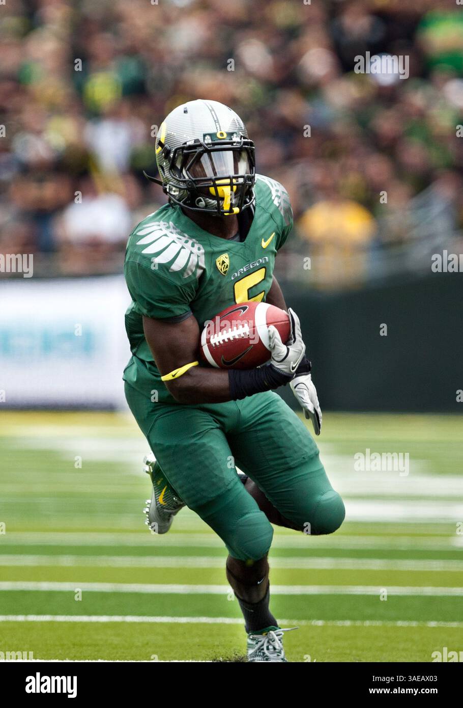 17. September 2011: De'Anthony Thomas #6 in Aktion während des NCAA Football Spiels zwischen den Oregon Ducks und Southern Missouri im Autzen Stadium, Eugene OR (Credit Image: © Larry C. Lawson/Cal Sport Media/ZUMAPRESS.com) Stockfoto