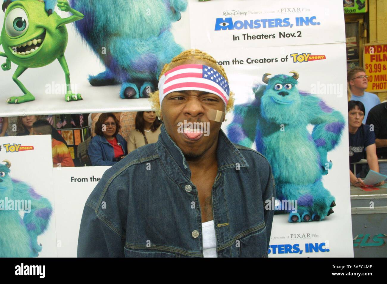 Oktober 2001; Los Angeles, CA, USA; Sänger SISQO bei der Premiere von „Monsters Inc.“. (Bild: Robert Millard/ZUMAPRESS.com) Stockfoto
