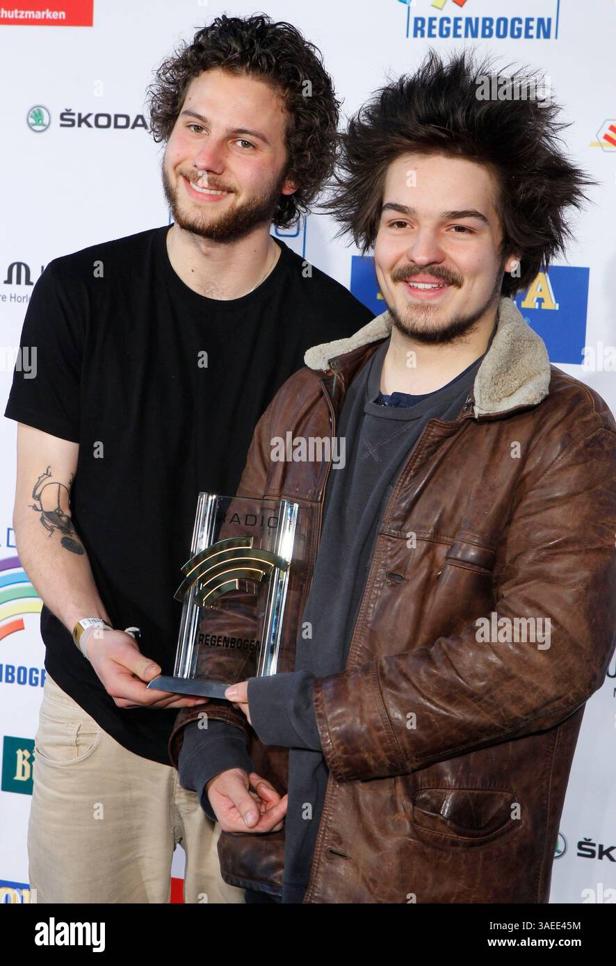 Rust, Deutschland - 11. April 2014: Radio Regenbogen Awards im Europapark in Rust, Deutschland mit Band Milky Chance Stockfoto
