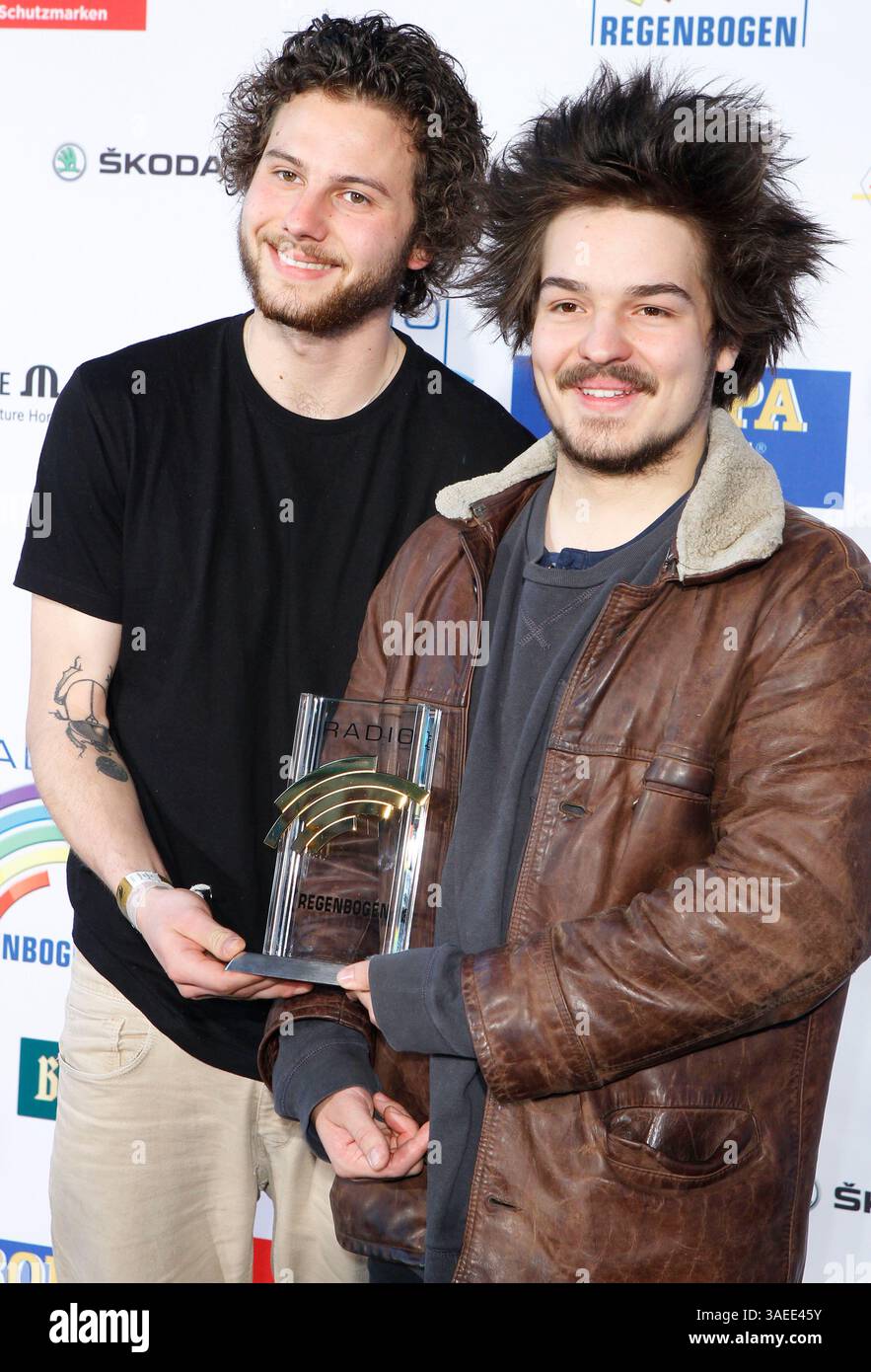 Rust, Deutschland - 11. April 2014: Radio Regenbogen Awards im Europapark in Rust, Deutschland mit Band Milky Chance Stockfoto