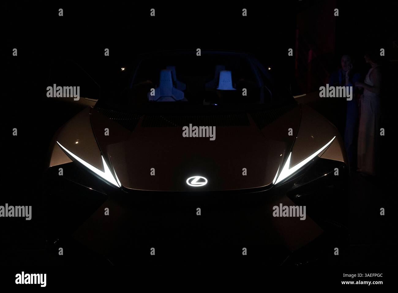 Mailand, Mauretanien. April 2025. Die Installationen finden während der Milan Design Week am 6. April 2025 im Superstudio Piu in Mailand statt (Foto: Mairo Cinquetti/NurPhoto). Quelle: NurPhoto SRL/Alamy Live News Stockfoto