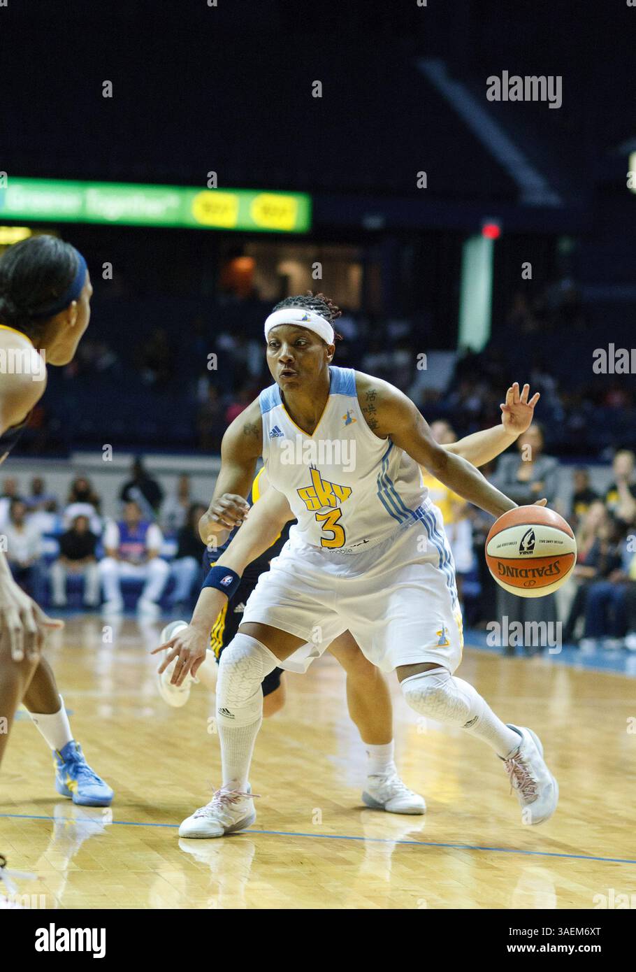 4. September 2011: Chicago Sky Guard Dominique Canty, hier während eines WNBA-Spiels gegen das Indiana Fever in der Allstate Arena in Rosemont, Illinois. (Bild: © Damen Jackson/Cal Sport Media/ZUMAPRESS.com) Stockfoto
