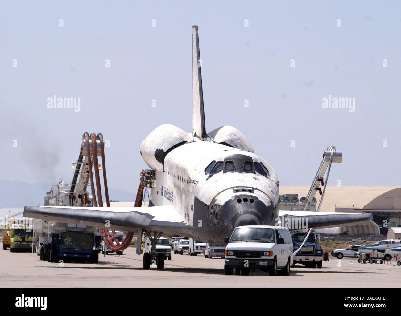 August 2005; Edwards Air Force Base, CA, USA; das Space Shuttle ...